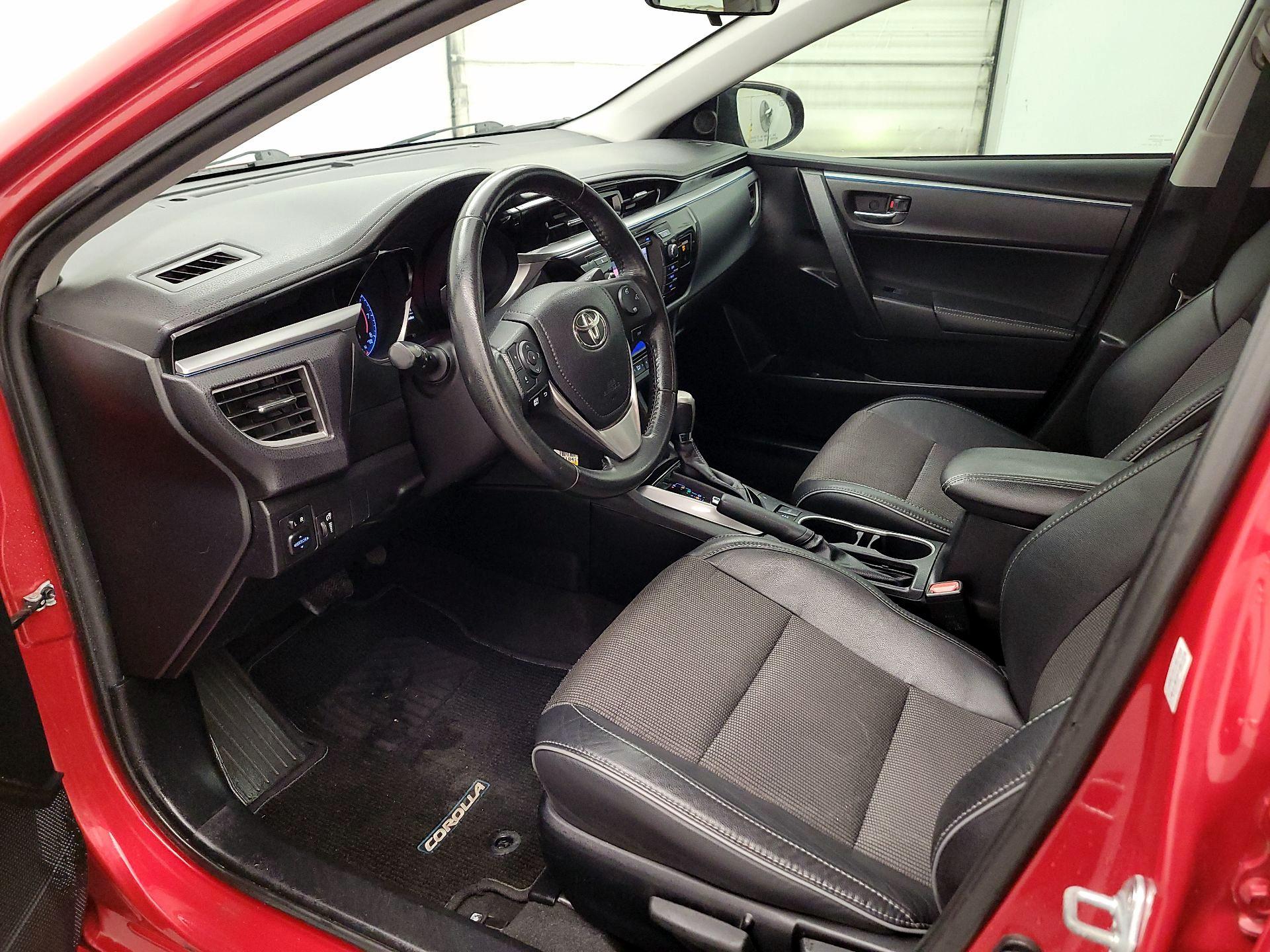 Thumbnail: 2015 Toyota Corolla - 11