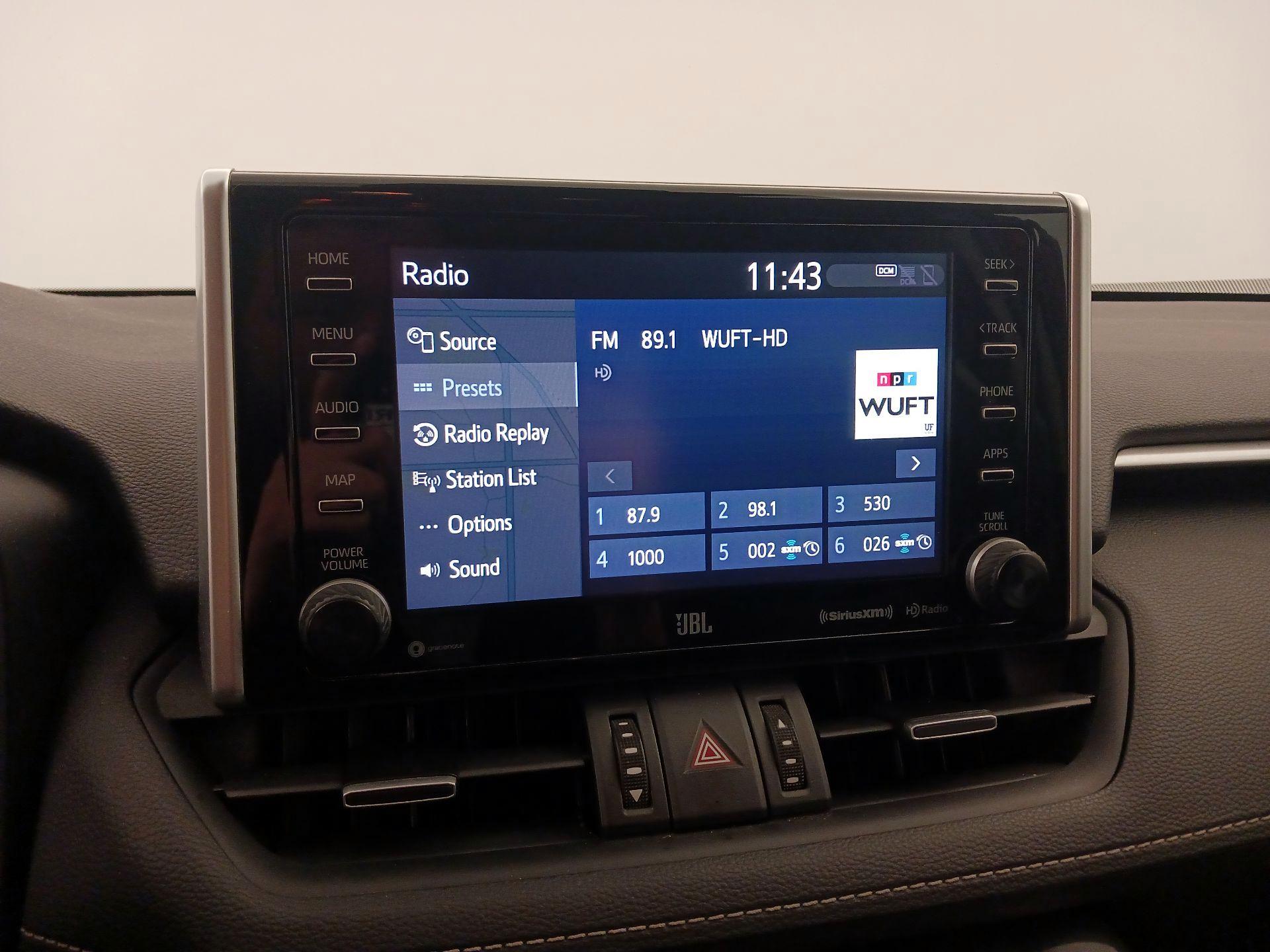 Thumbnail: 2021 Toyota RAV4 - 16