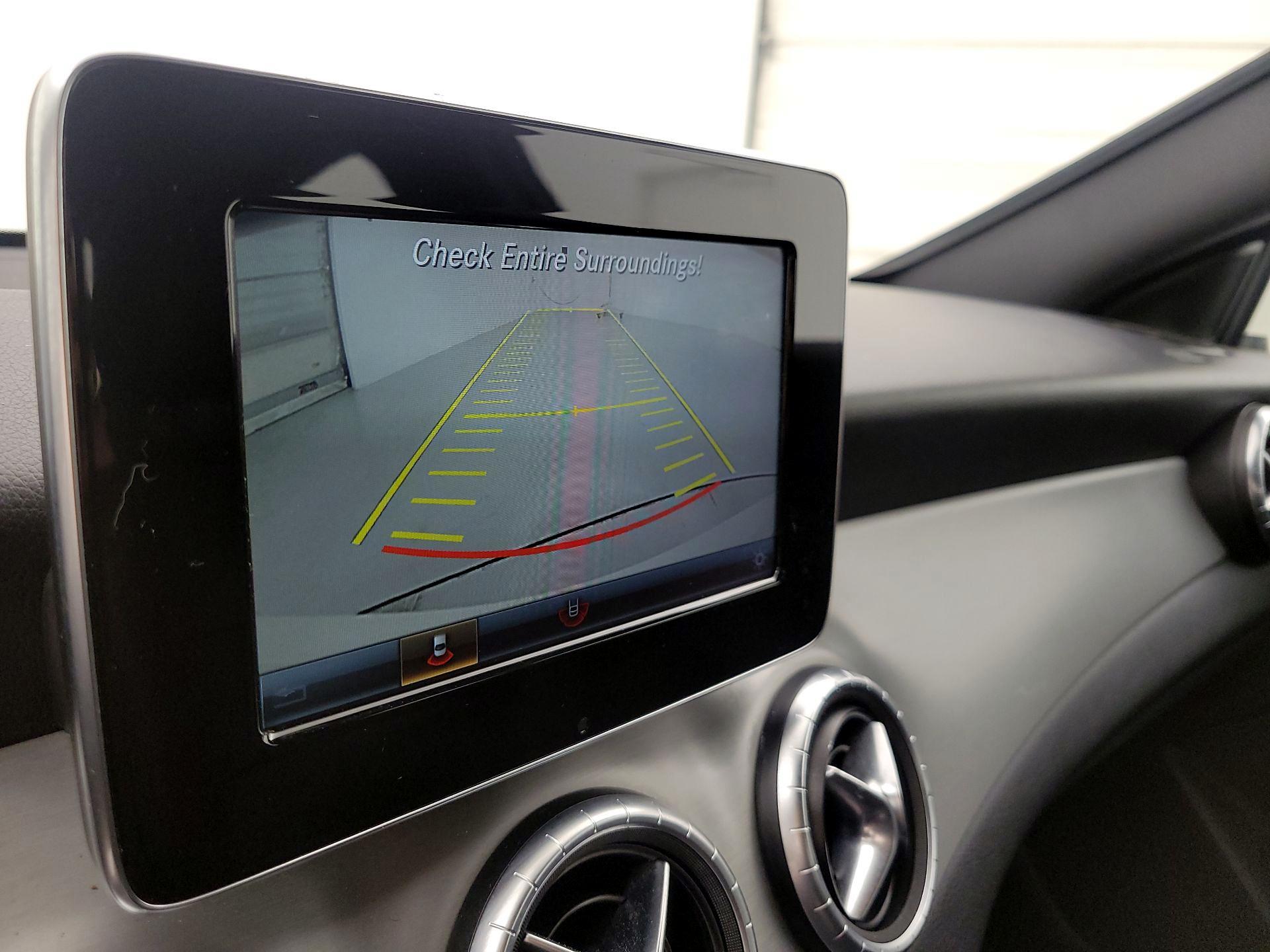 Thumbnail: 2016 Mercedes-Benz CLA - 15