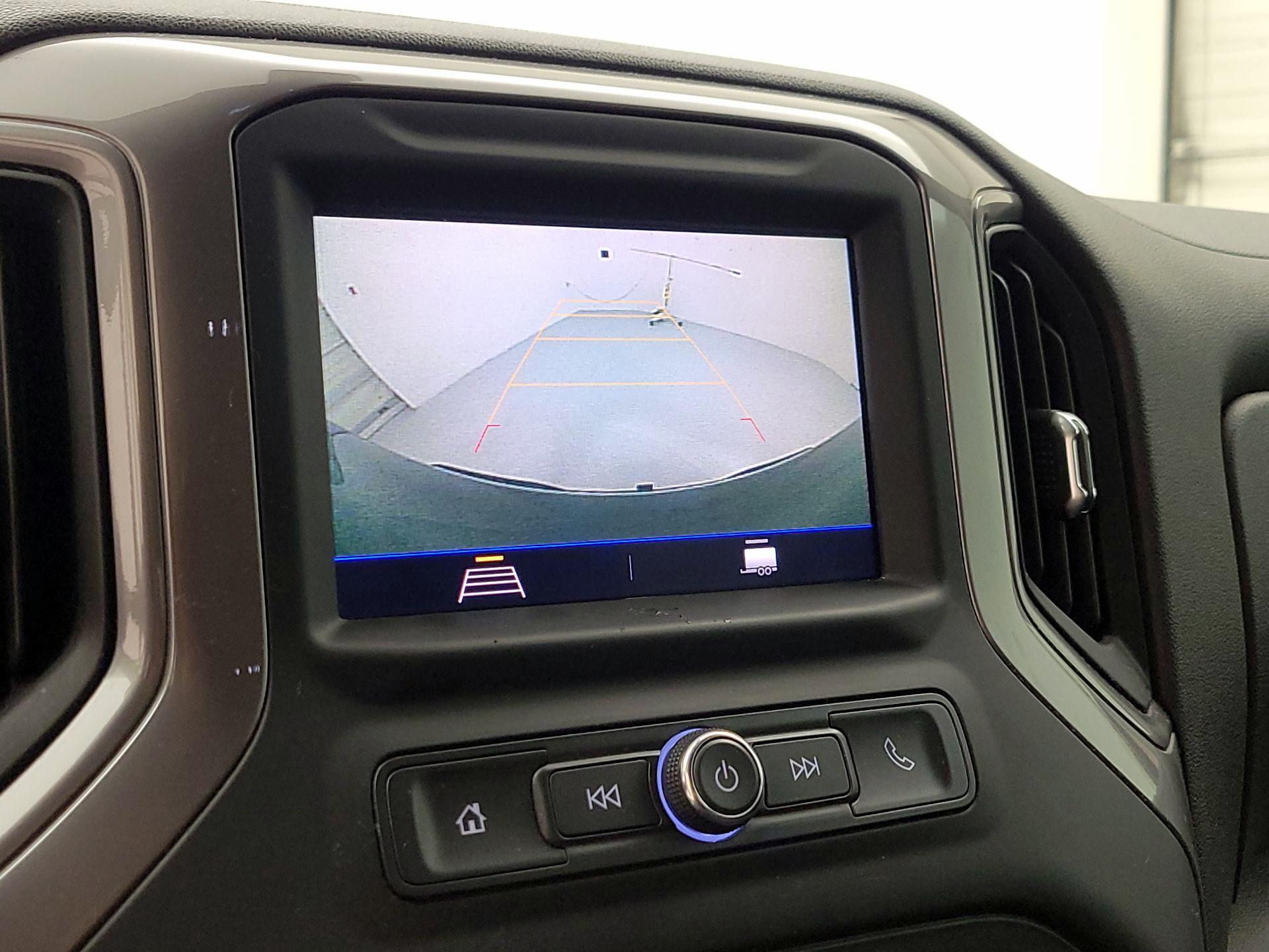 Thumbnail: 2021 Chevrolet Silverado 1500 - 14