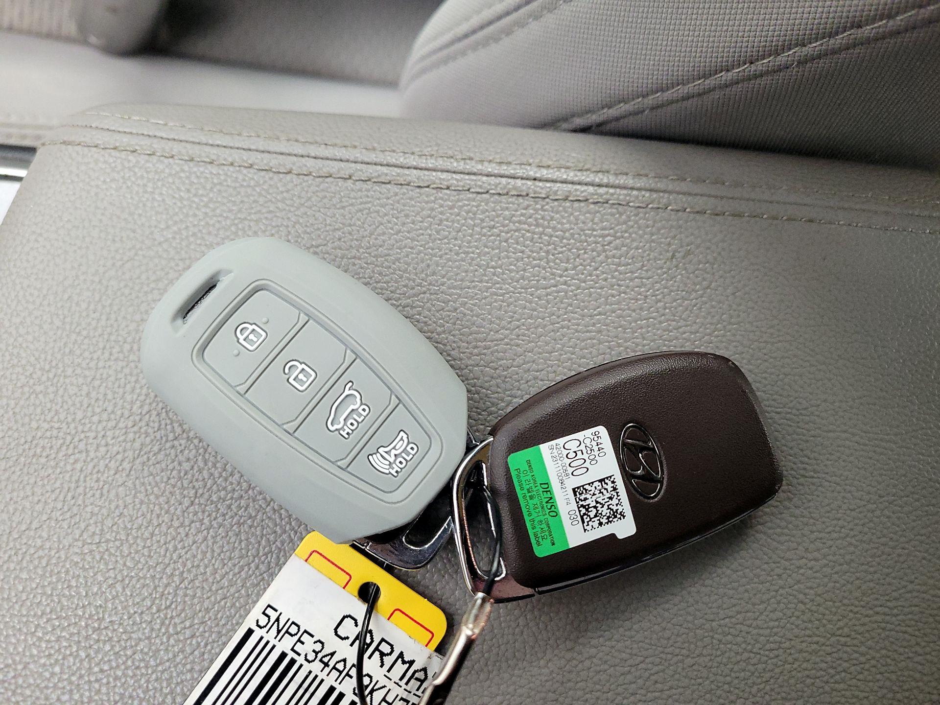 Thumbnail: 2019 Hyundai Sonata - 18