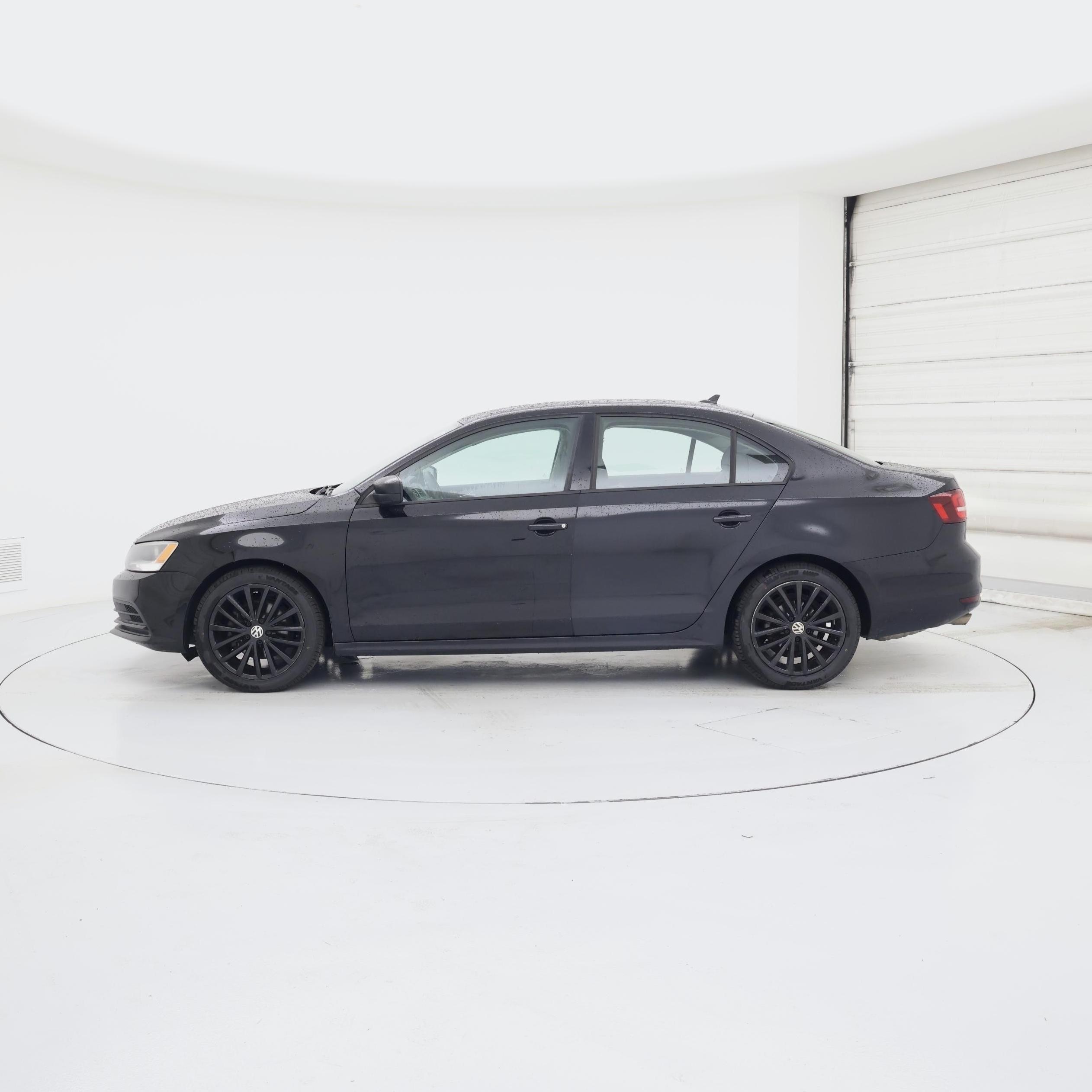 Thumbnail: 2016 Volkswagen Jetta - 3