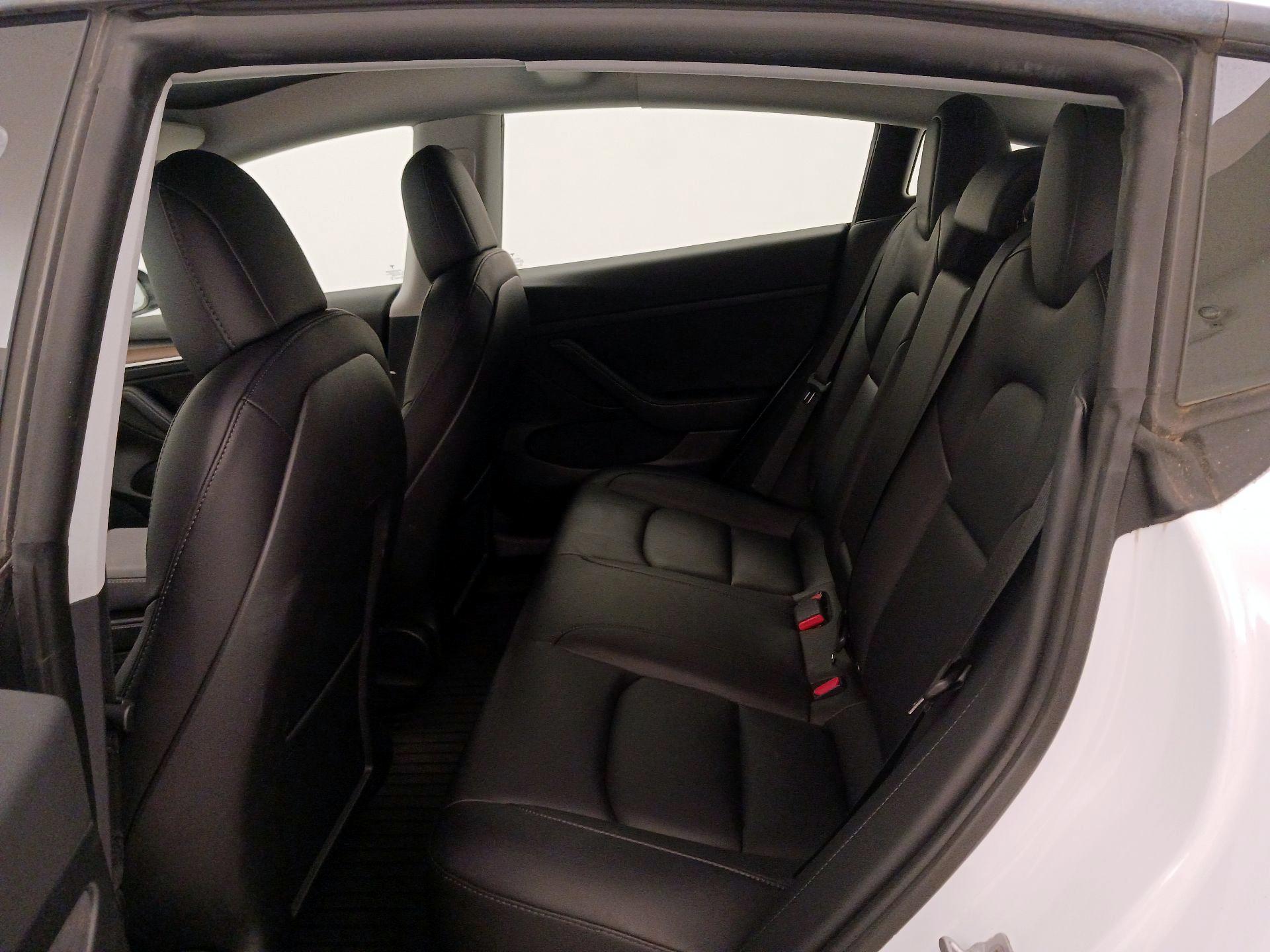 Thumbnail: 2021 Tesla Model 3 - 18