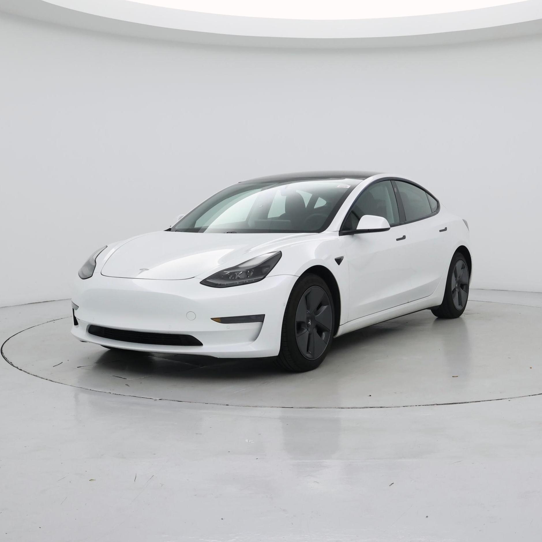 Thumbnail: 2021 Tesla Model 3 - 4