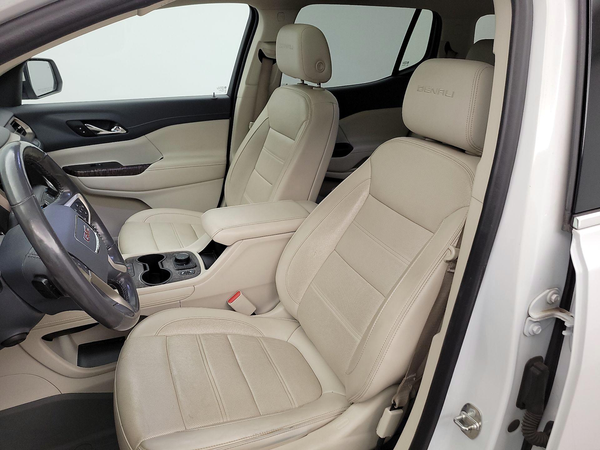 Thumbnail: 2020 GMC Acadia - 11