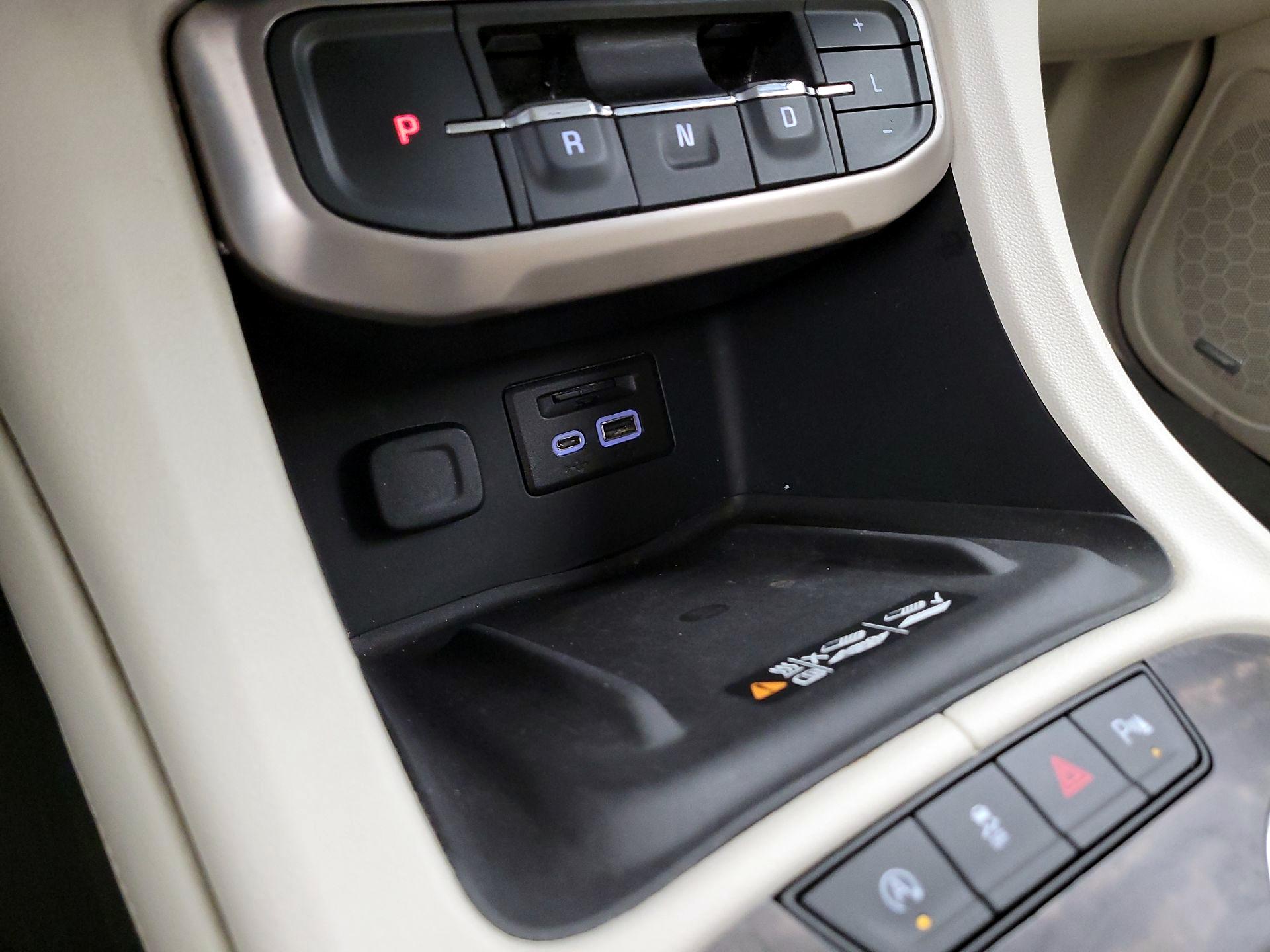 Thumbnail: 2020 GMC Acadia - 18