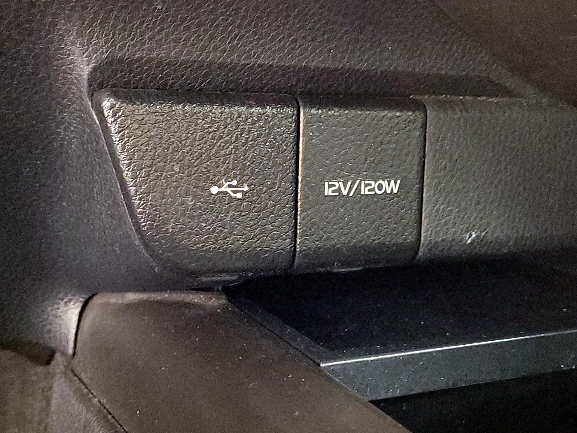 Thumbnail: 2023 Toyota Camry - 18