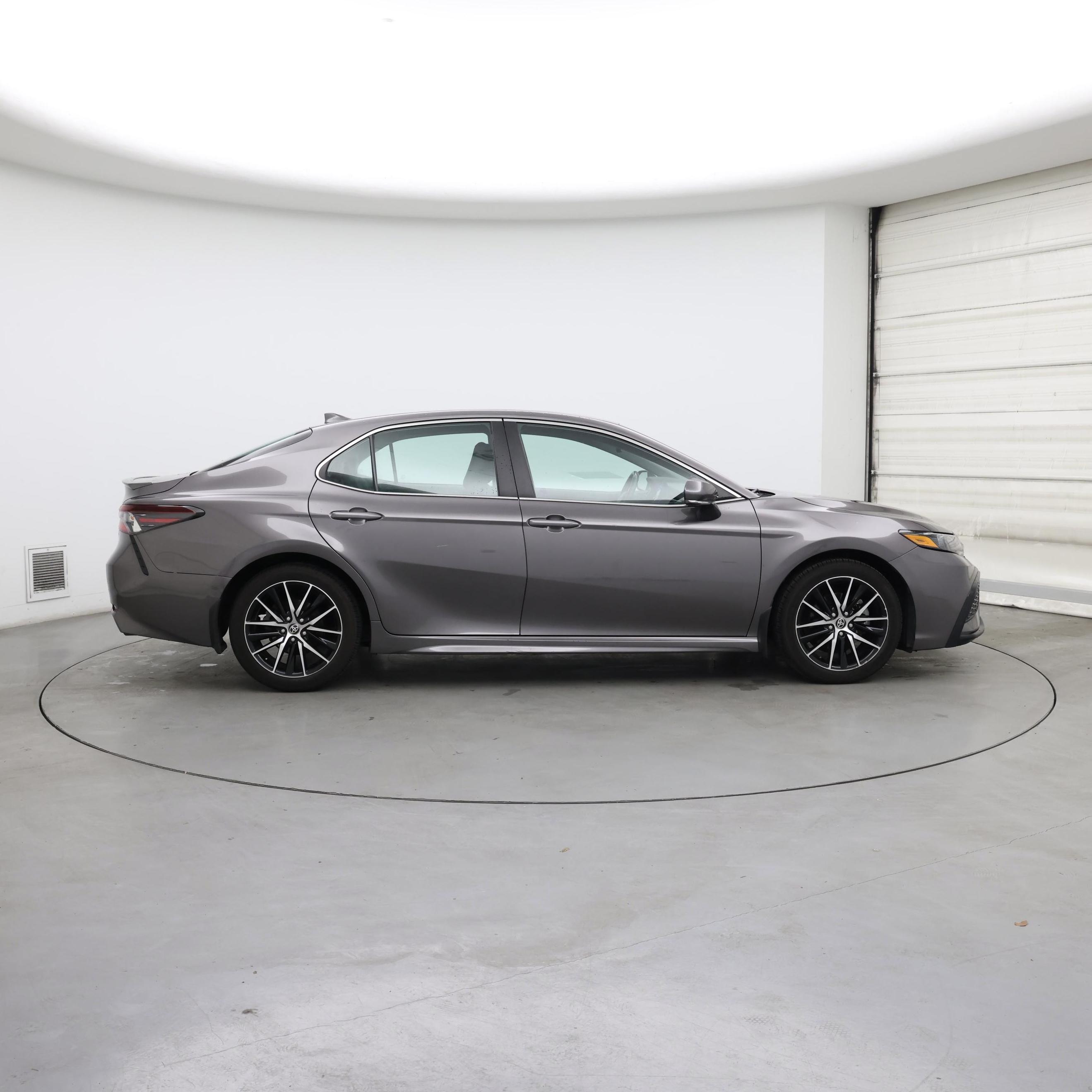 Thumbnail: 2023 Toyota Camry - 7