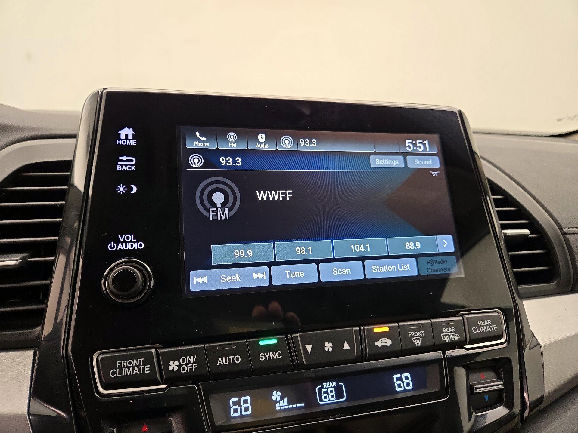 Thumbnail: 2019 Honda Odyssey - 15