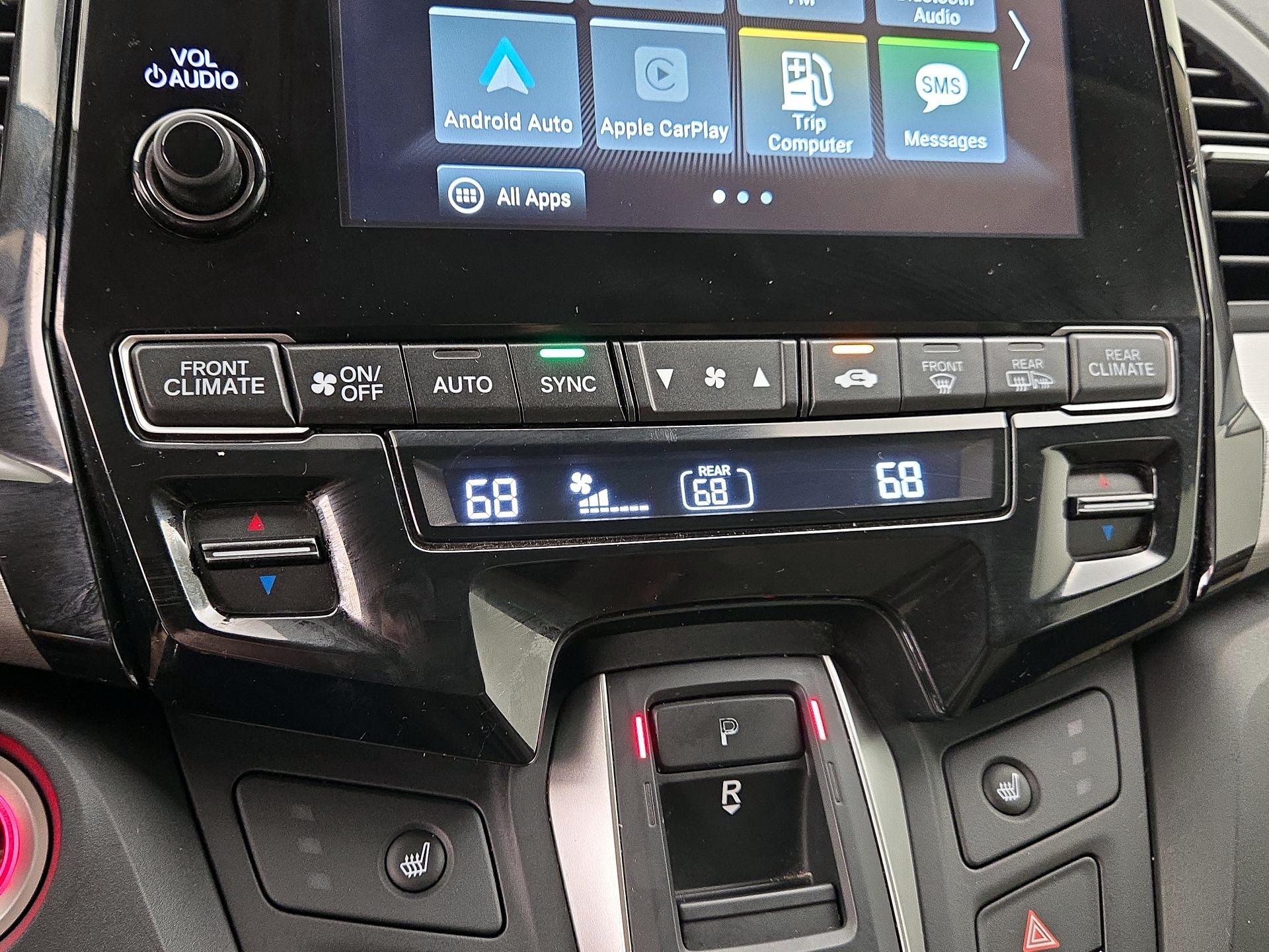 Thumbnail: 2019 Honda Odyssey - 16