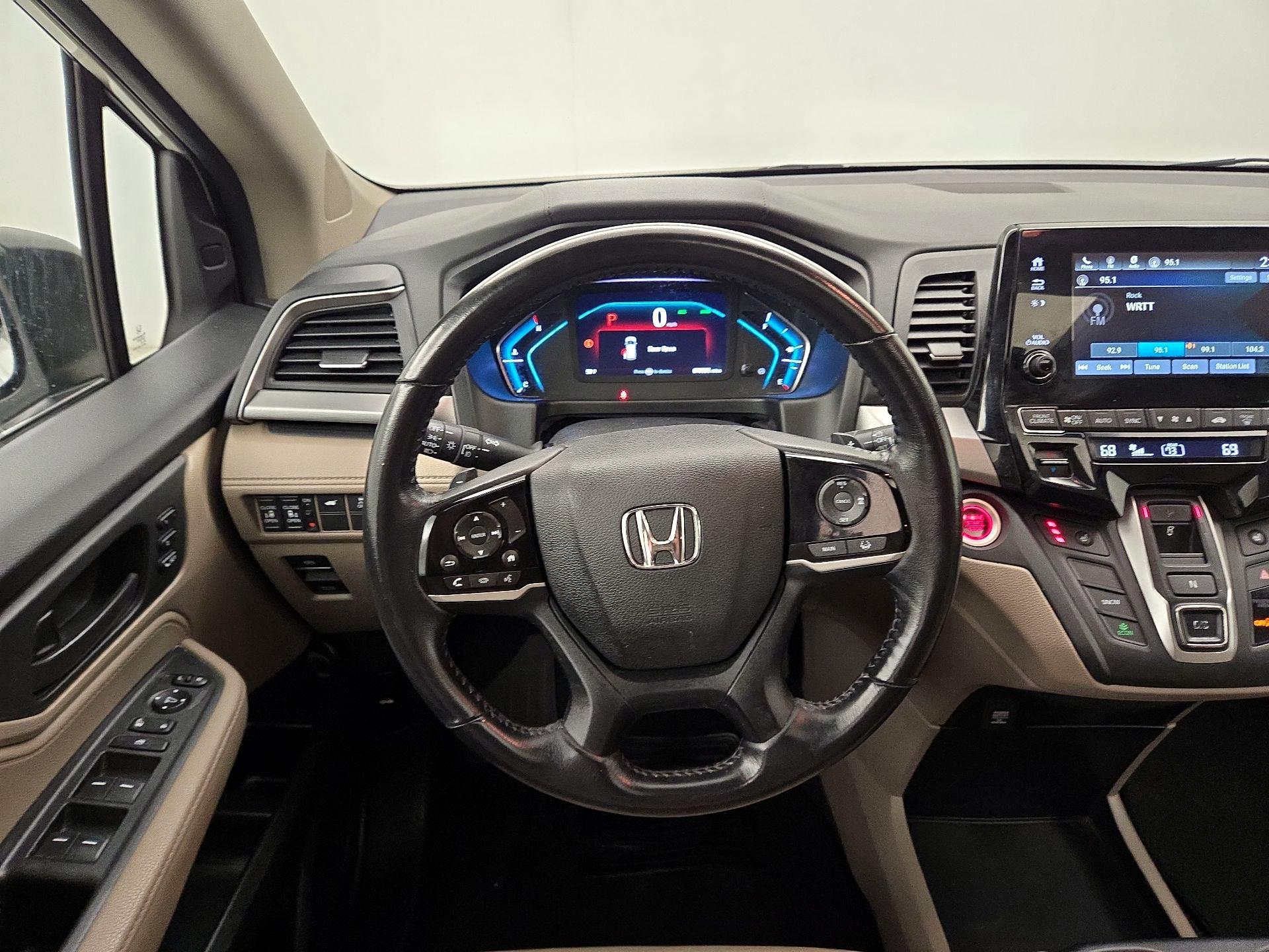 Thumbnail: 2019 Honda Odyssey - 10