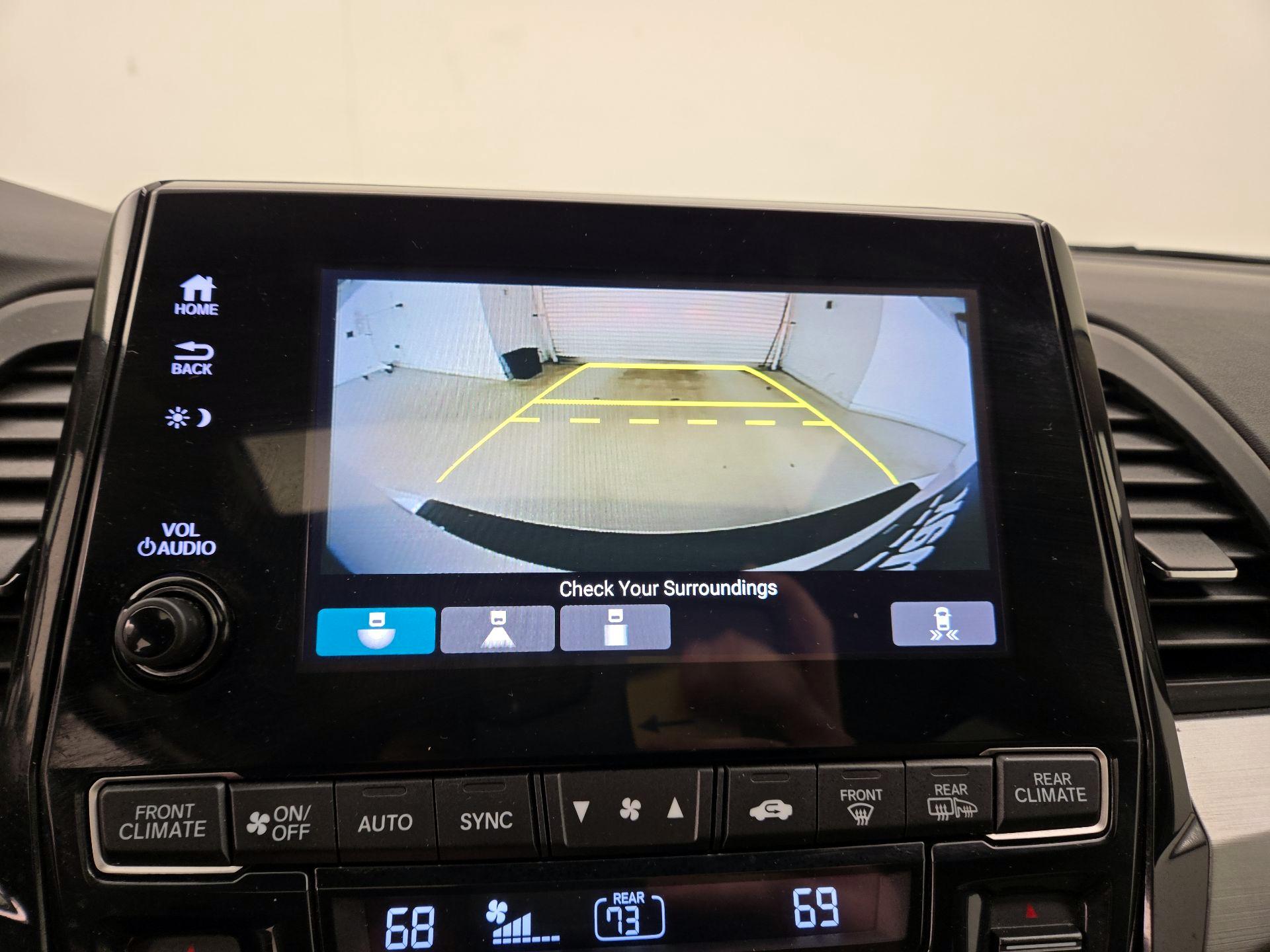 Thumbnail: 2019 Honda Odyssey - 14