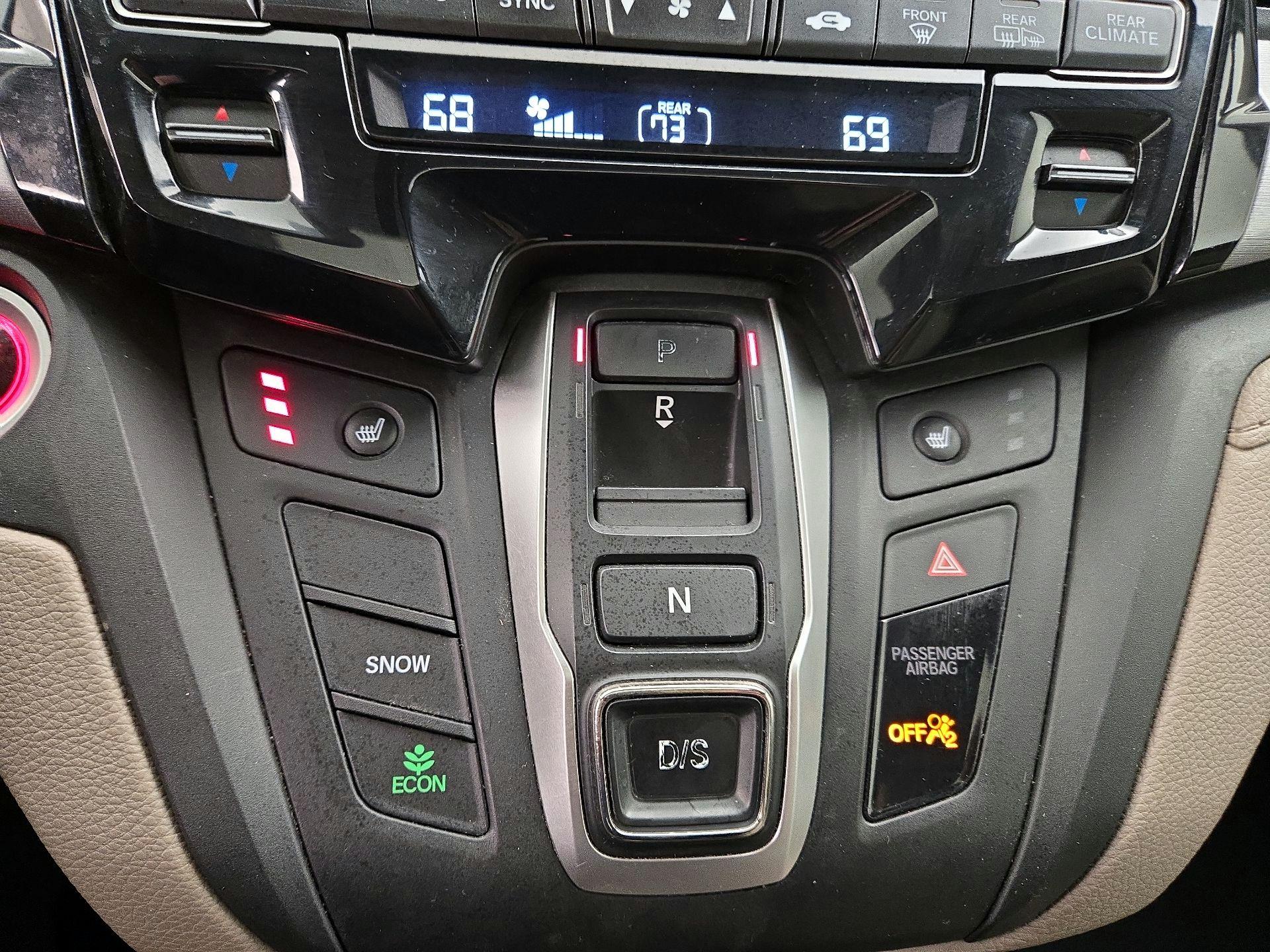 Thumbnail: 2019 Honda Odyssey - 17