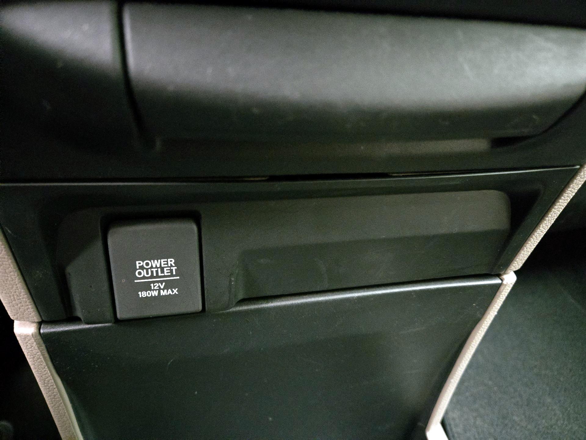 Thumbnail: 2019 Honda Odyssey - 18