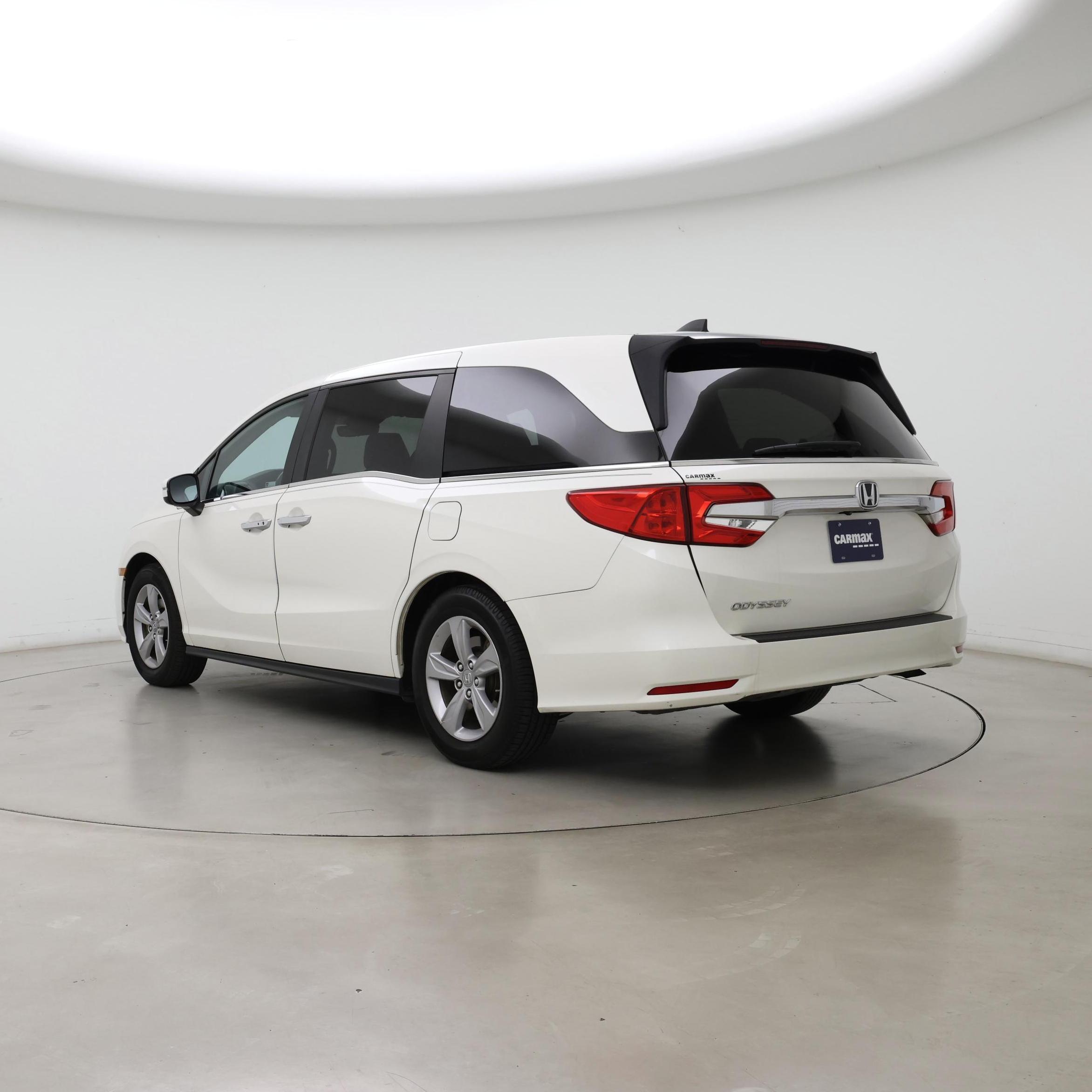 Thumbnail: 2019 Honda Odyssey - 2