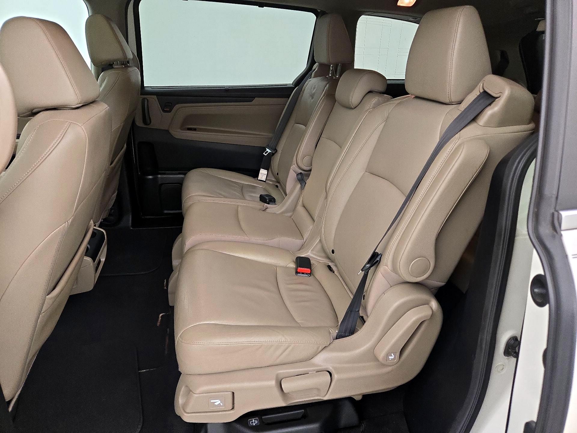 Thumbnail: 2019 Honda Odyssey - 20