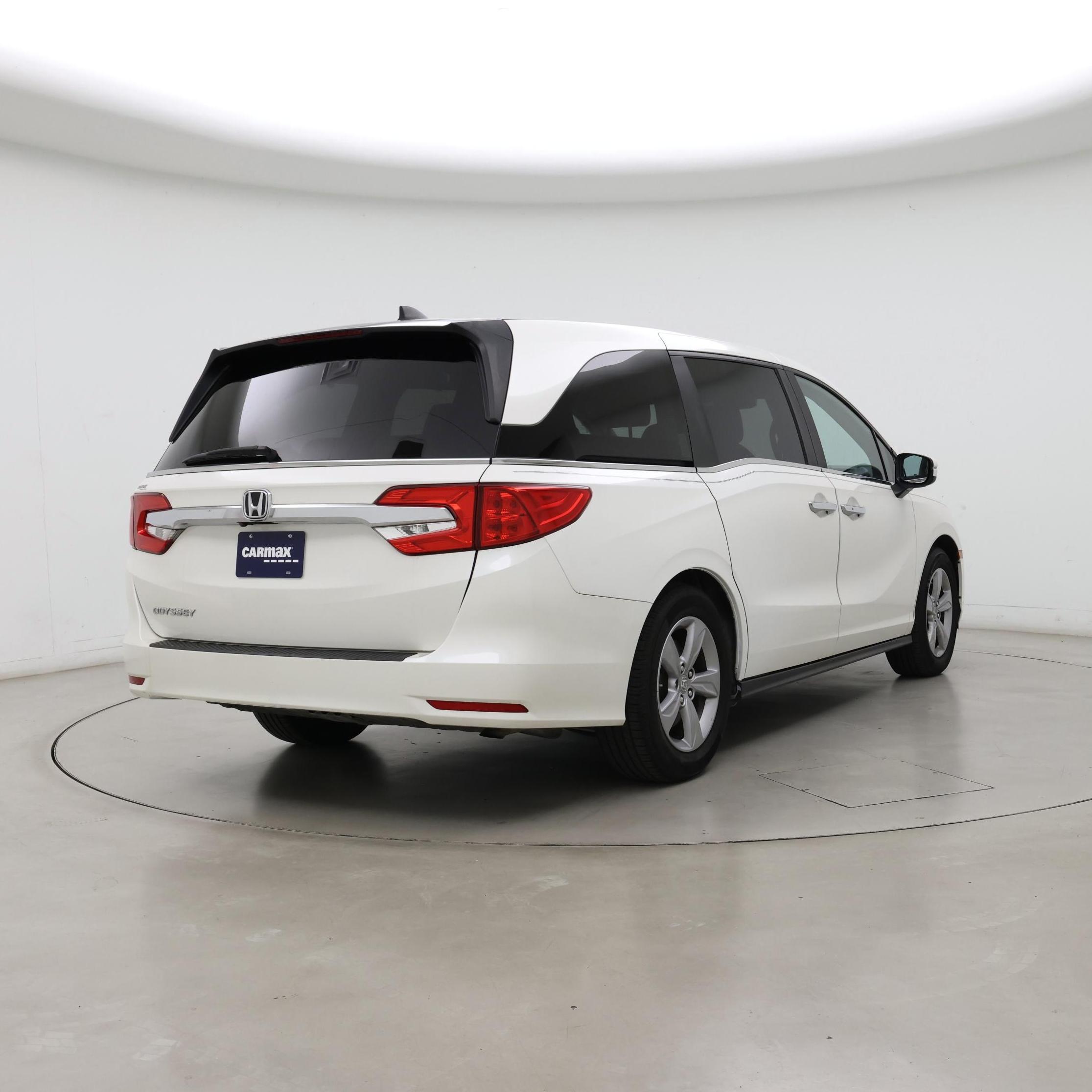 Thumbnail: 2019 Honda Odyssey - 8