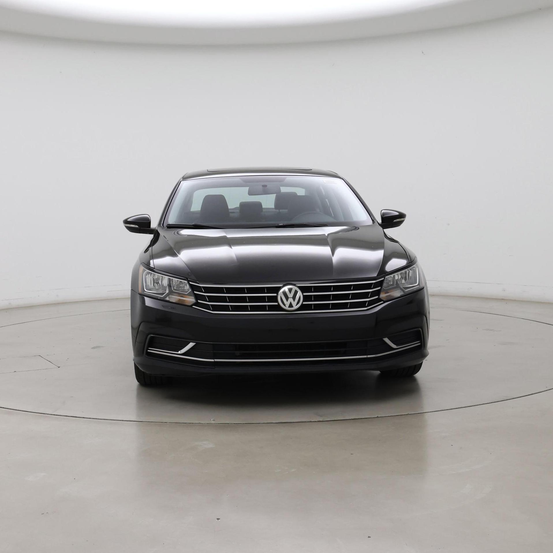 Thumbnail: 2017 Volkswagen Passat - 5