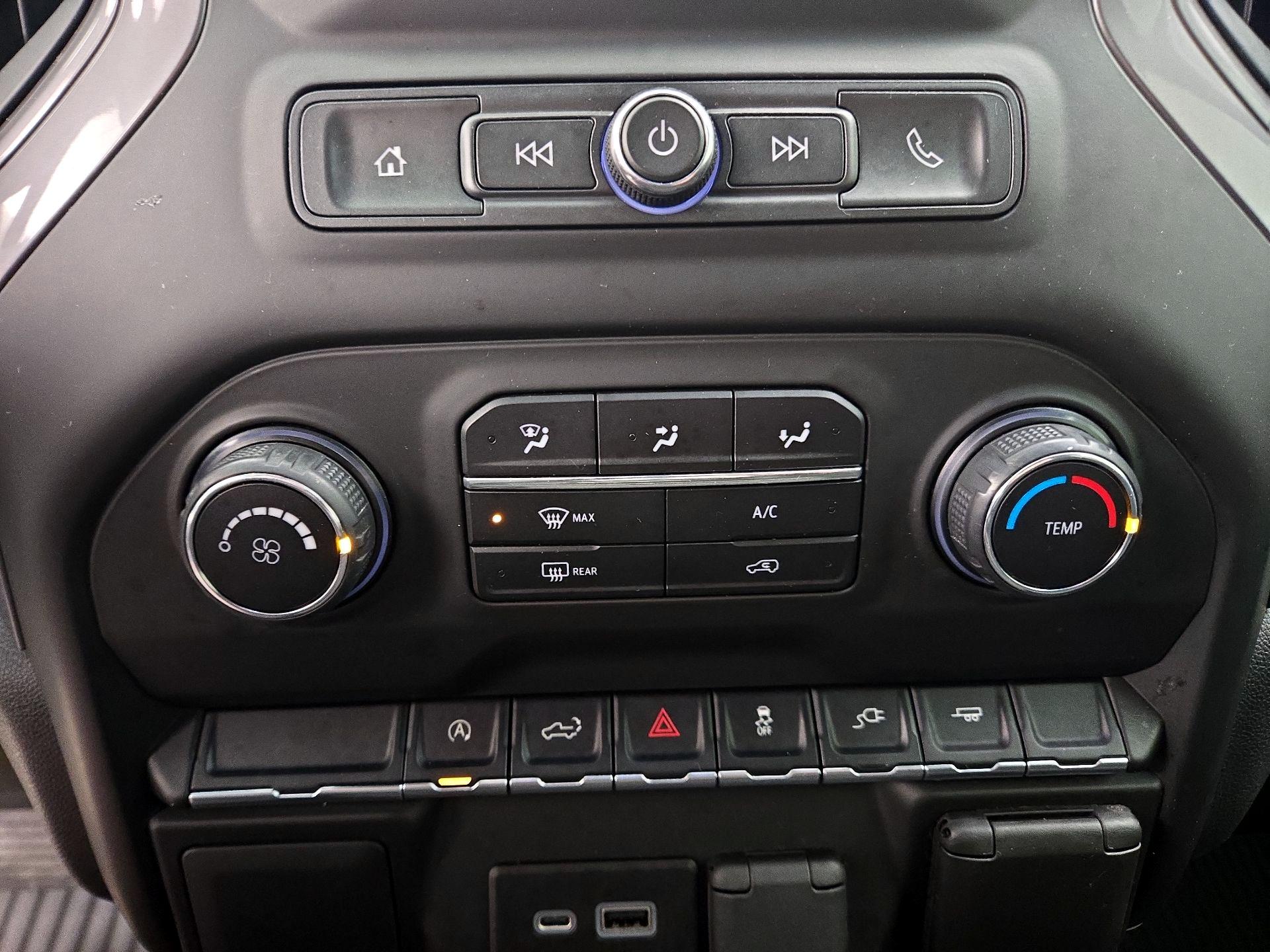 Thumbnail: 2021 Chevrolet Silverado 1500 - 16