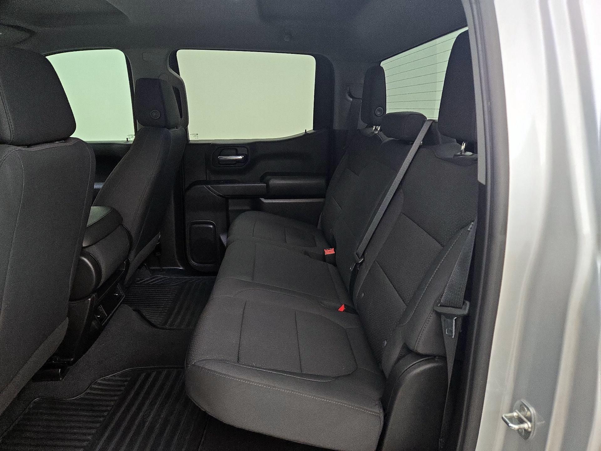 Thumbnail: 2021 Chevrolet Silverado 1500 - 19