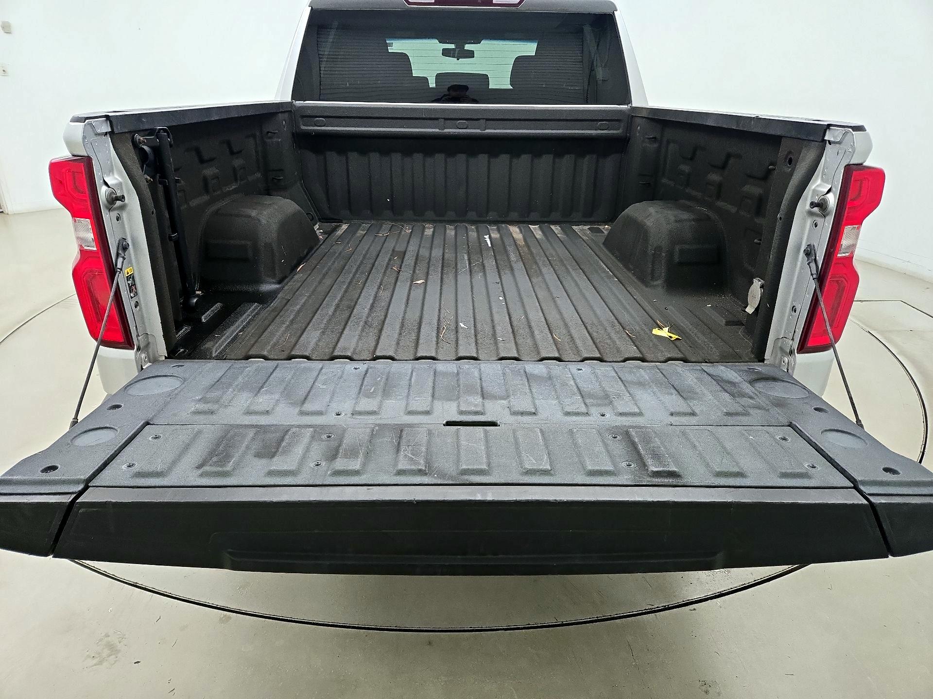 Thumbnail: 2021 Chevrolet Silverado 1500 - 20