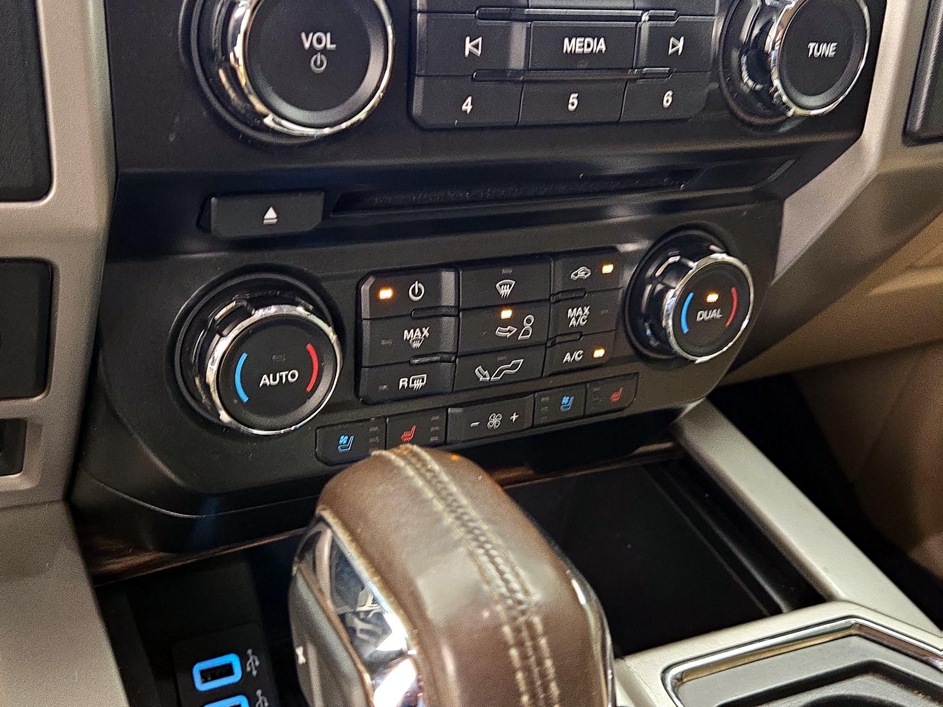 Thumbnail: 2018 Ford F-150 - 16