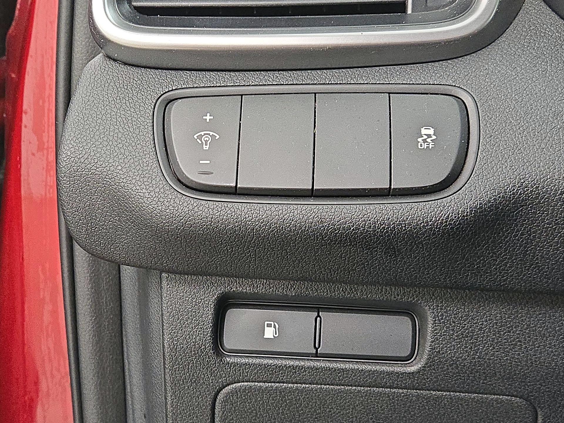 Thumbnail: 2020 Kia Sorento - 13