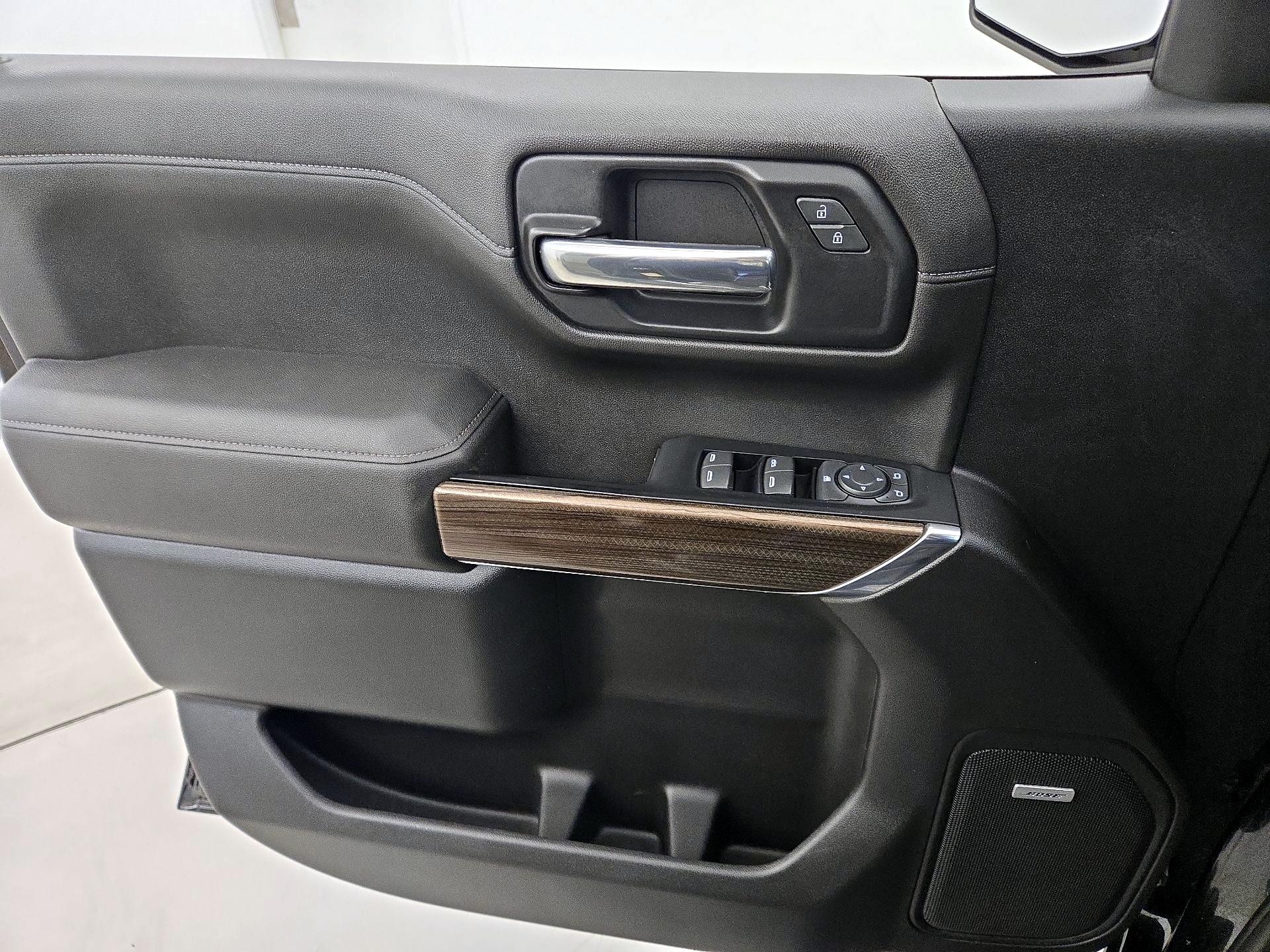 Thumbnail: 2019 Chevrolet Silverado 1500 - 12