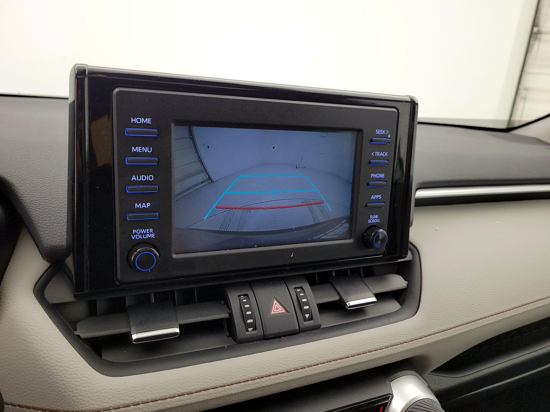 Thumbnail: 2019 Toyota RAV4 - 14