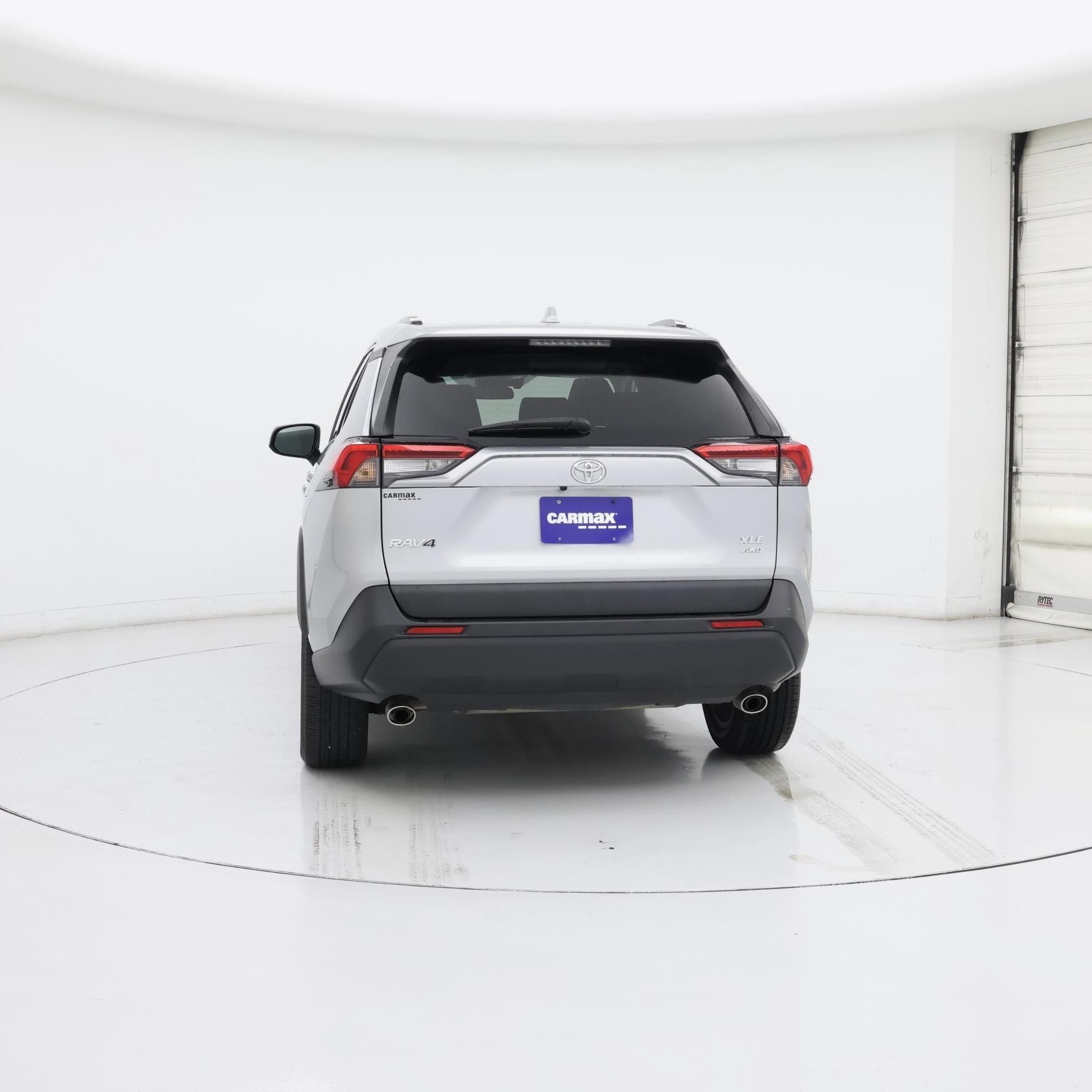 Thumbnail: 2019 Toyota RAV4 - 6