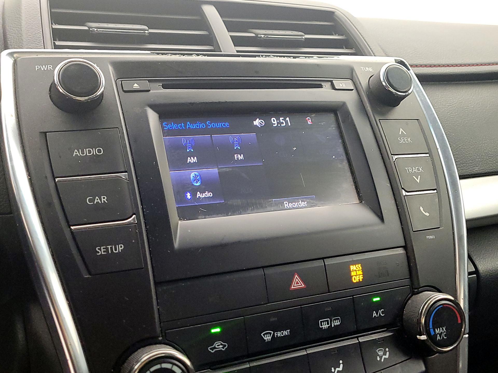 Thumbnail: 2015 Toyota Camry - 15