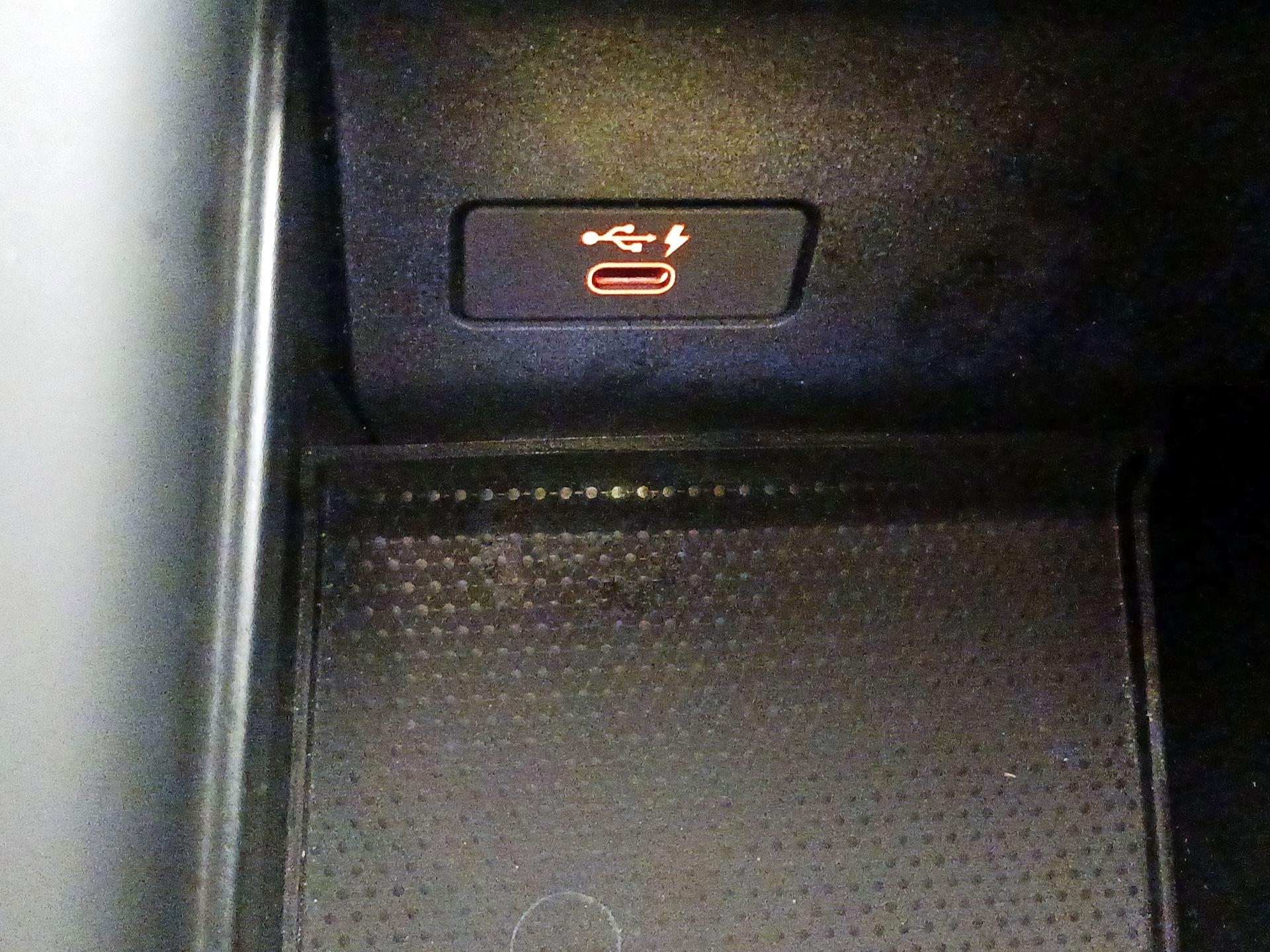 Thumbnail: 2023 BMW X5 - 19