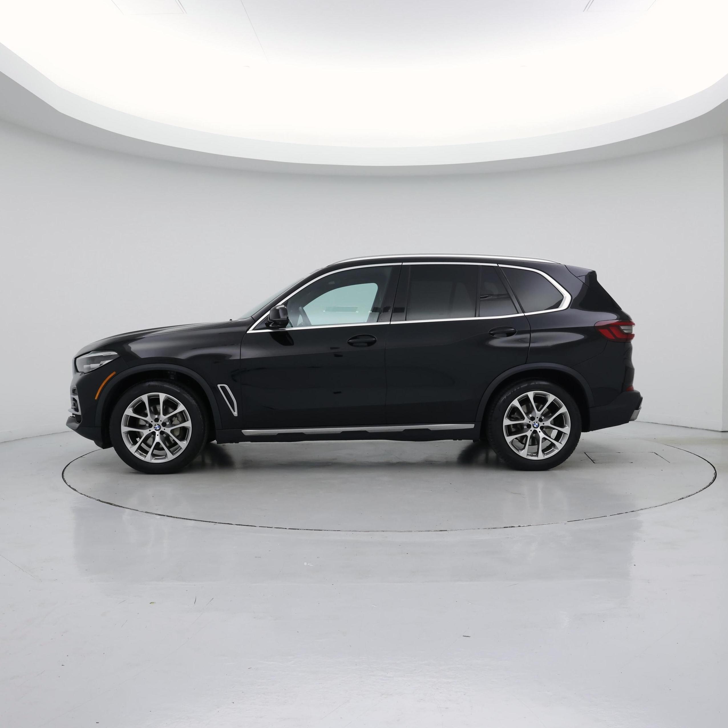 Thumbnail: 2023 BMW X5 - 3