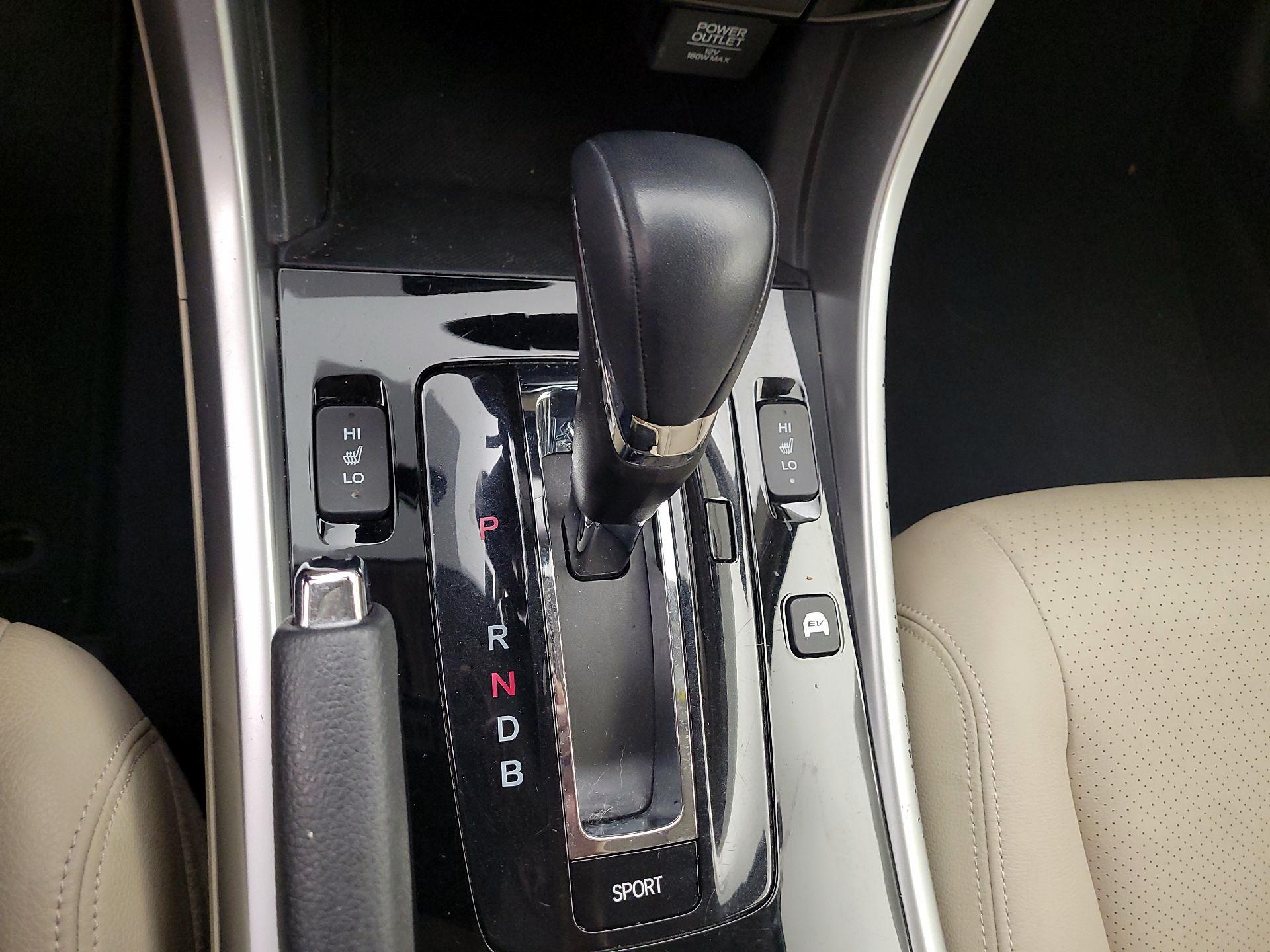 Thumbnail: 2017 Honda Accord - 17