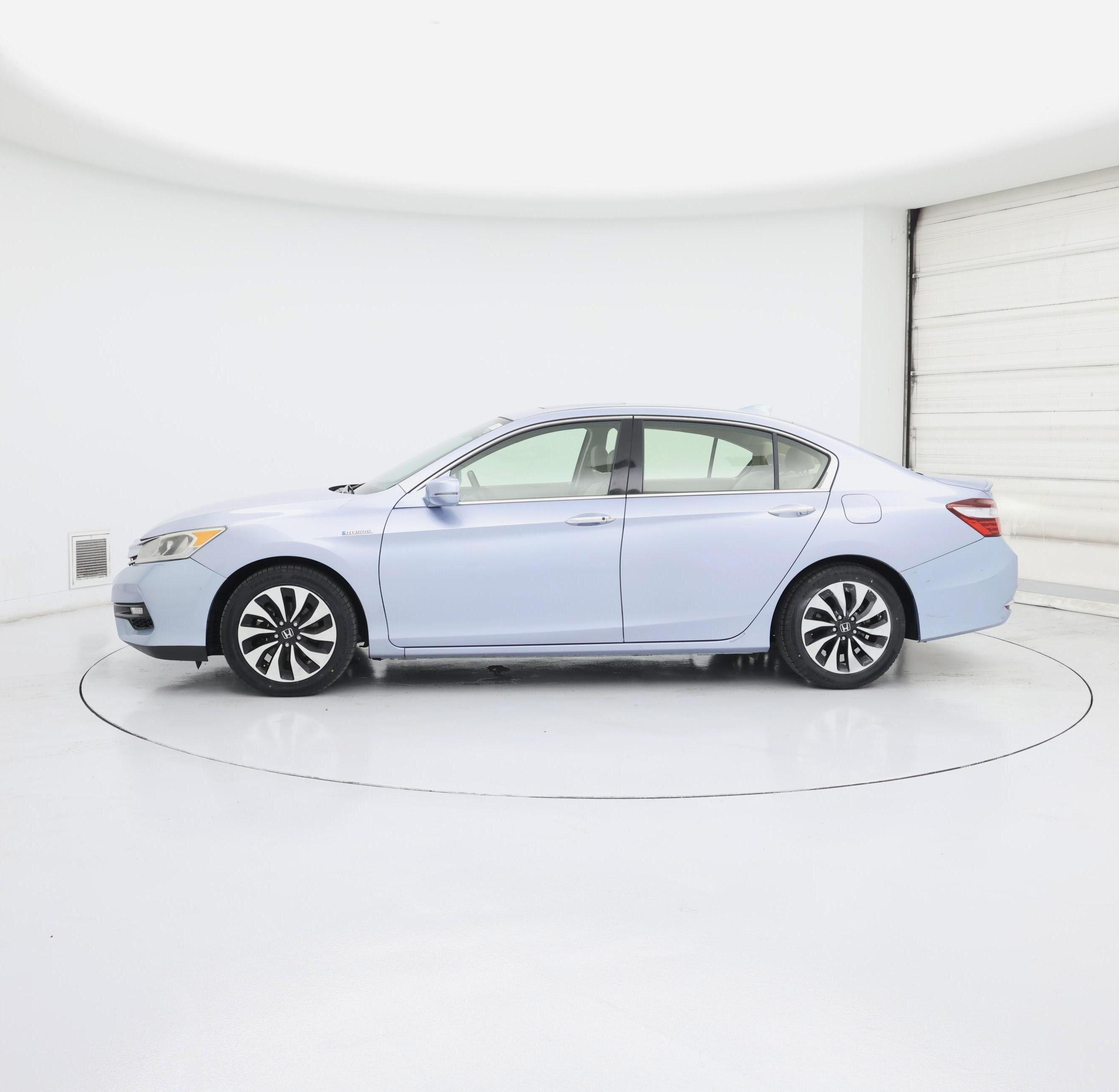 Thumbnail: 2017 Honda Accord - 3