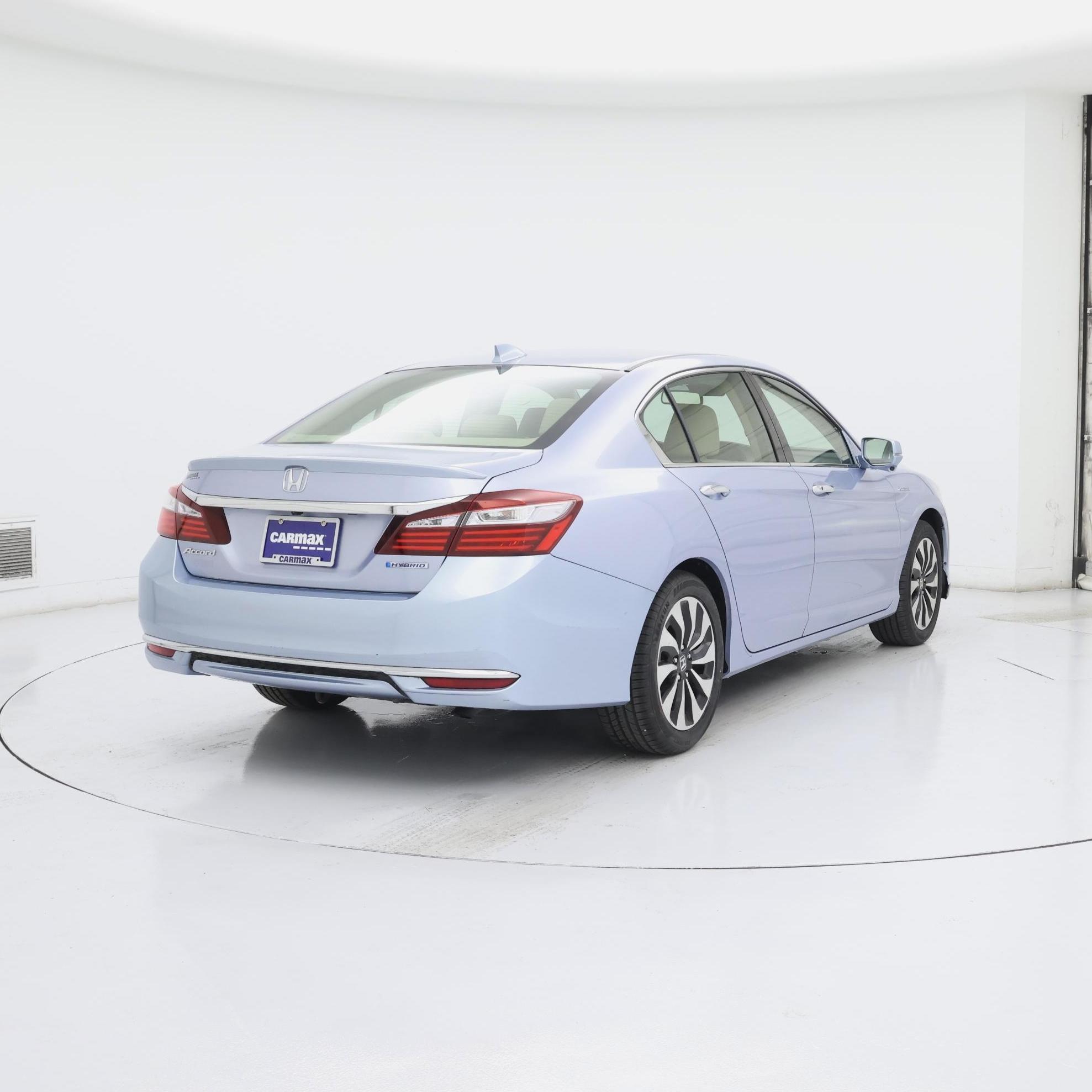 Thumbnail: 2017 Honda Accord - 8