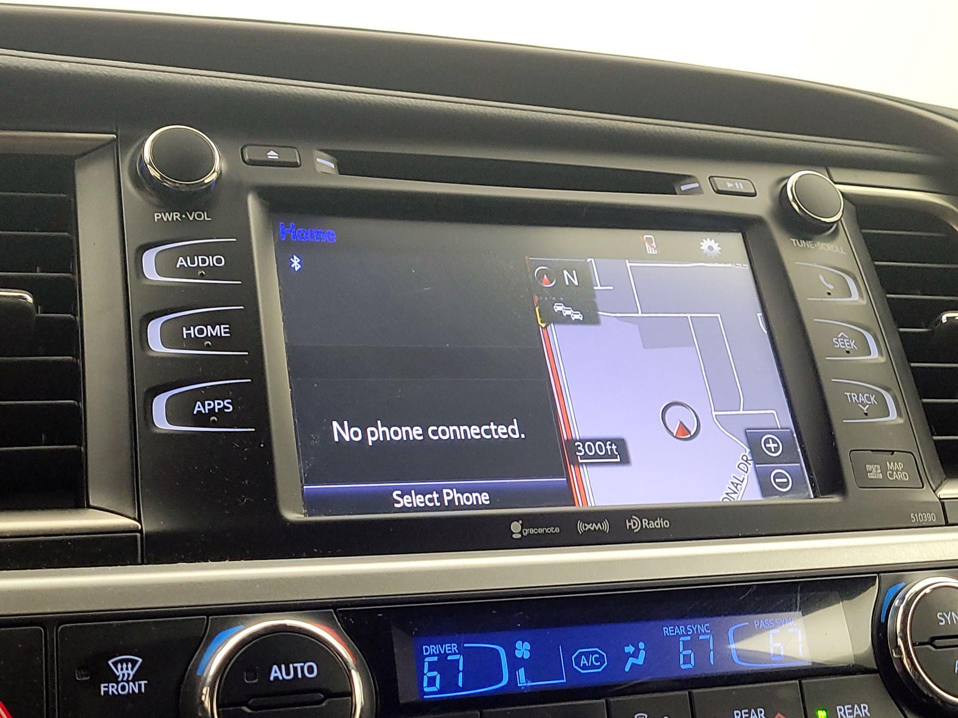 Thumbnail: 2019 Toyota Highlander - 15