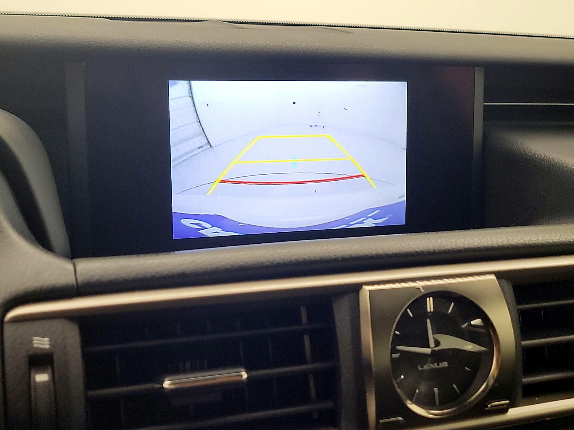 Thumbnail: 2017 Lexus IS - 14