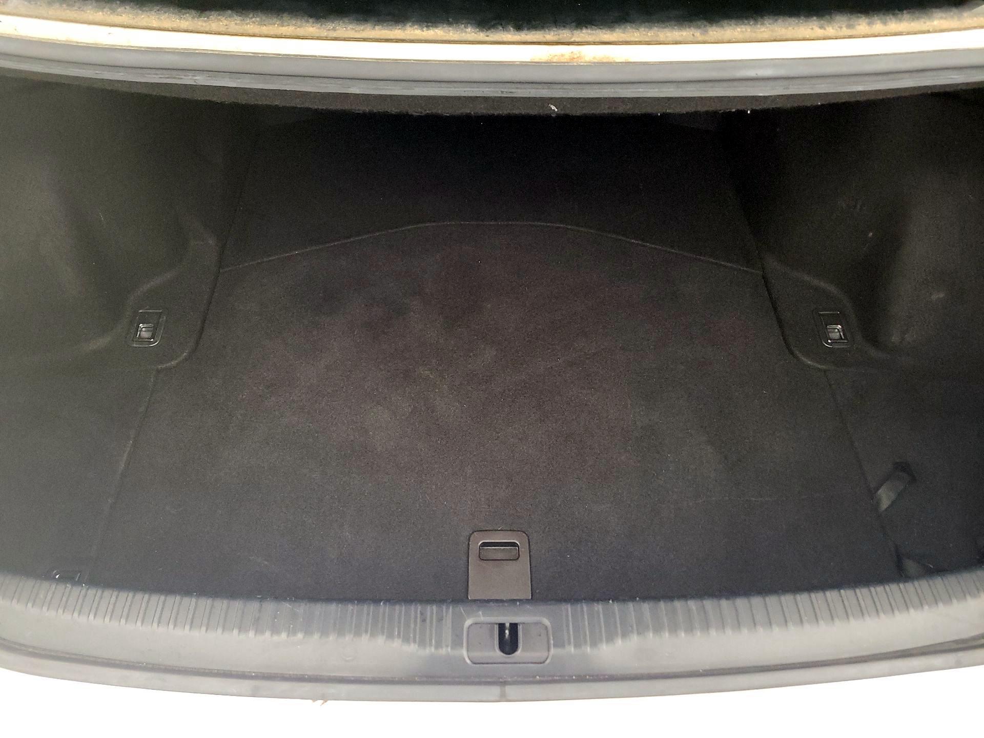 Thumbnail: 2017 Lexus IS - 20