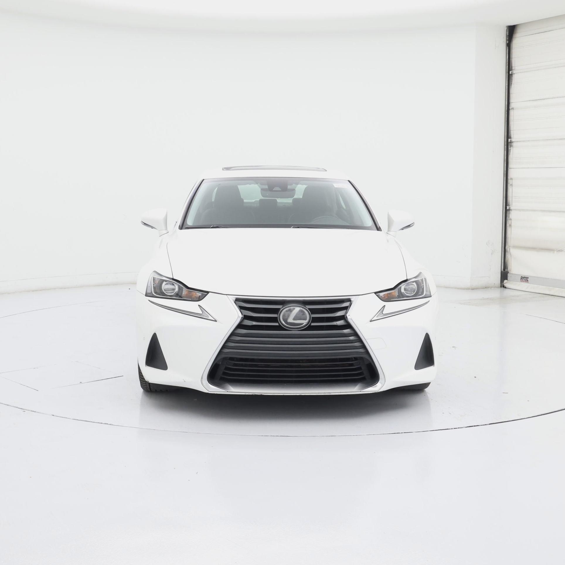 Thumbnail: 2017 Lexus IS - 5