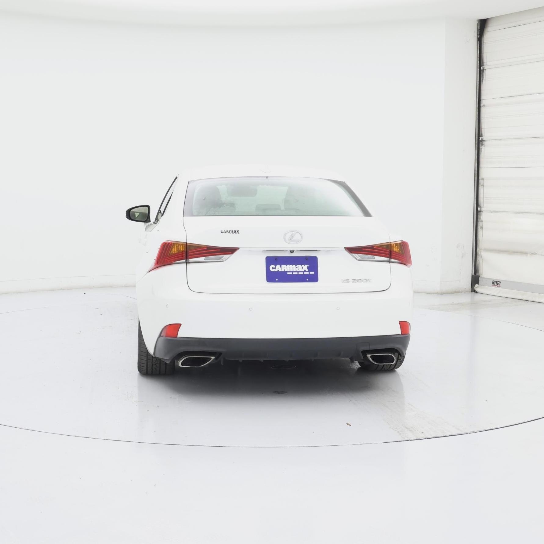 Thumbnail: 2017 Lexus IS - 6