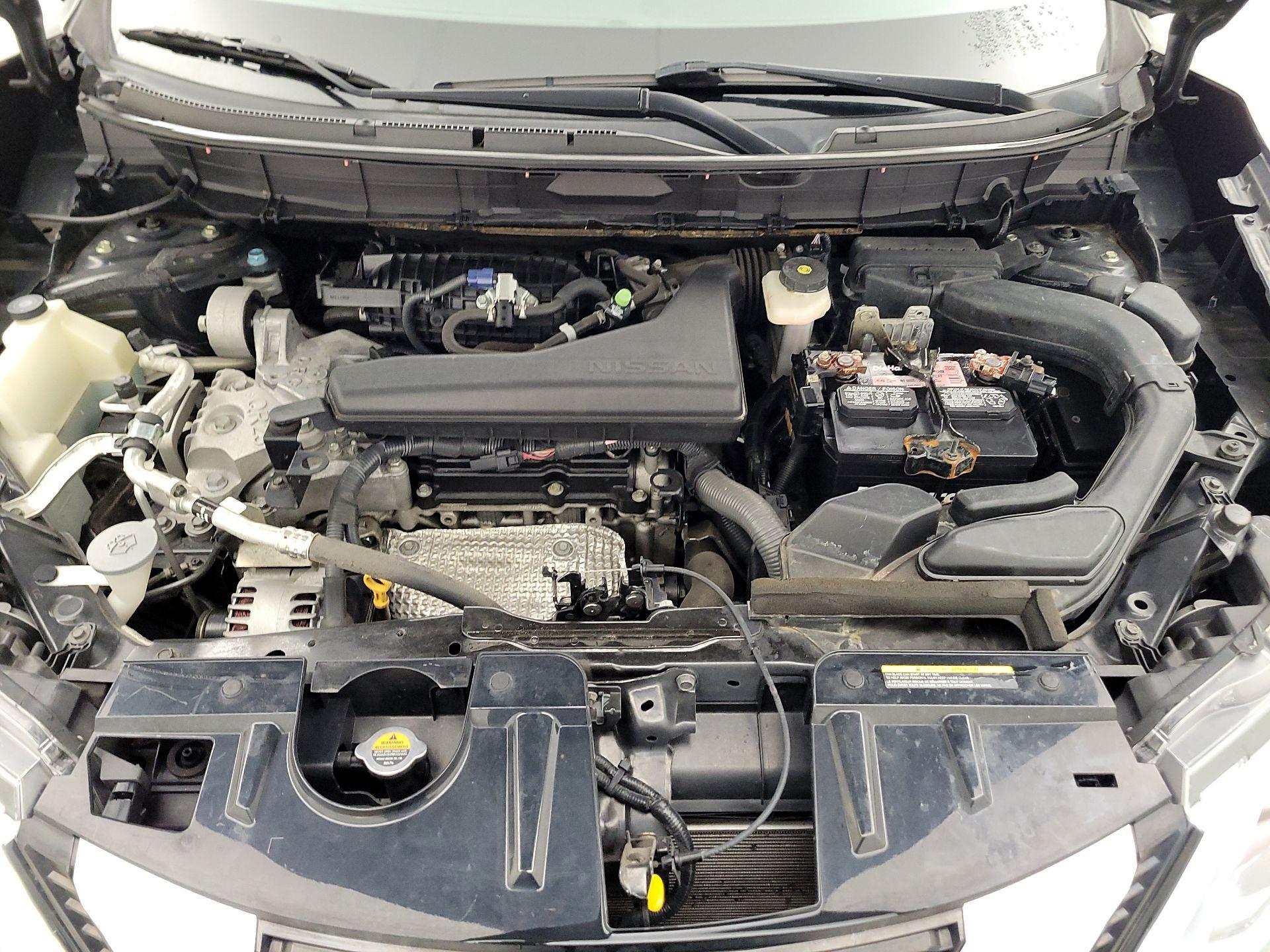 Thumbnail: 2017 Nissan Rogue - 17