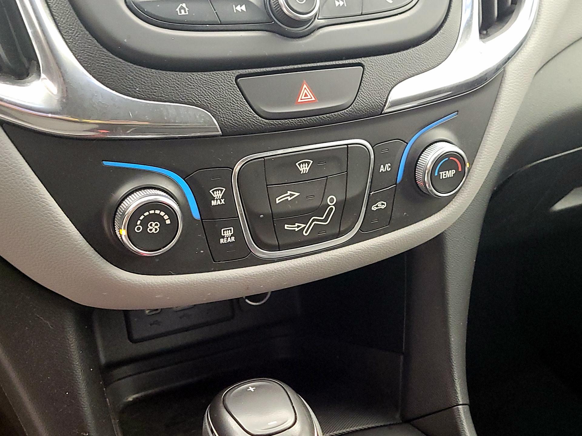 Thumbnail: 2019 Chevrolet Equinox - 16