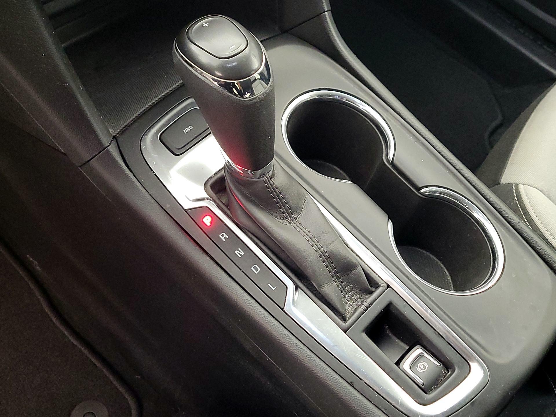 Thumbnail: 2019 Chevrolet Equinox - 17