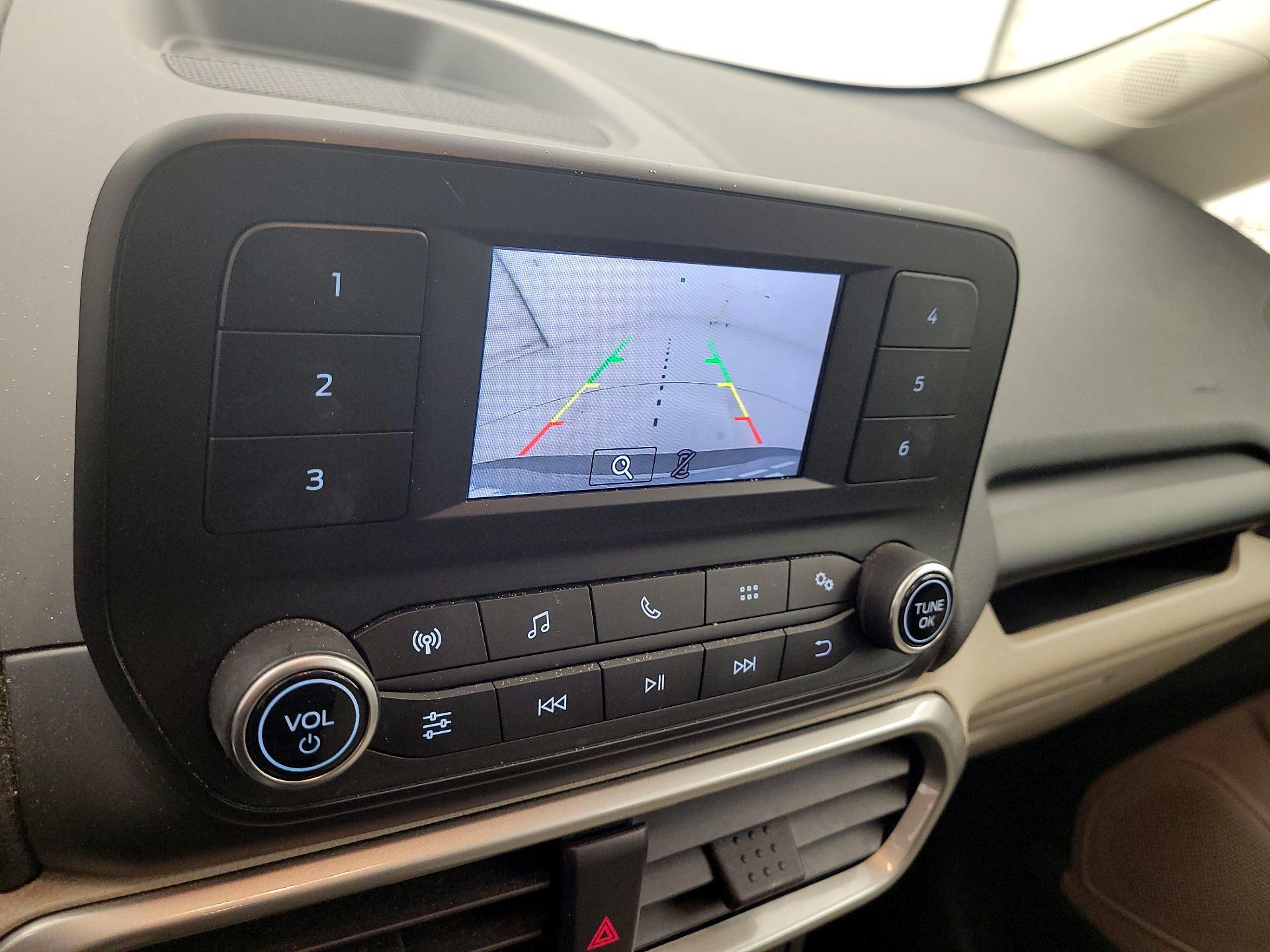 Thumbnail: 2018 Ford EcoSport - 14