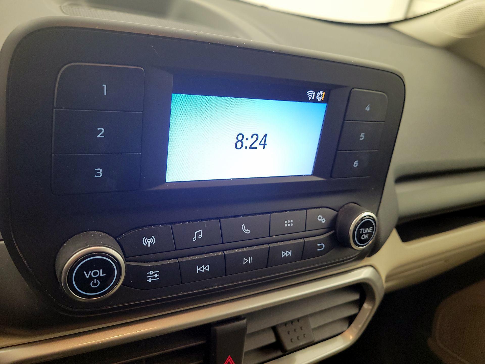 Thumbnail: 2018 Ford EcoSport - 15