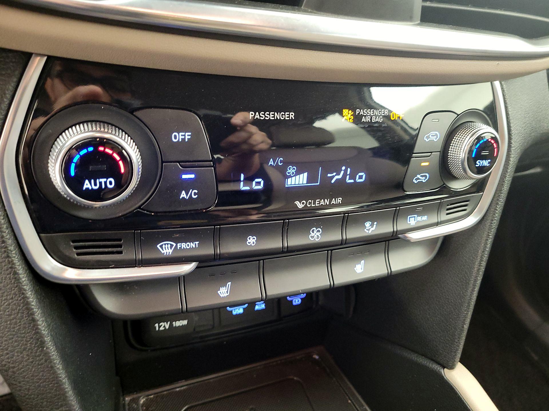 Thumbnail: 2020 Hyundai Santa Fe - 16