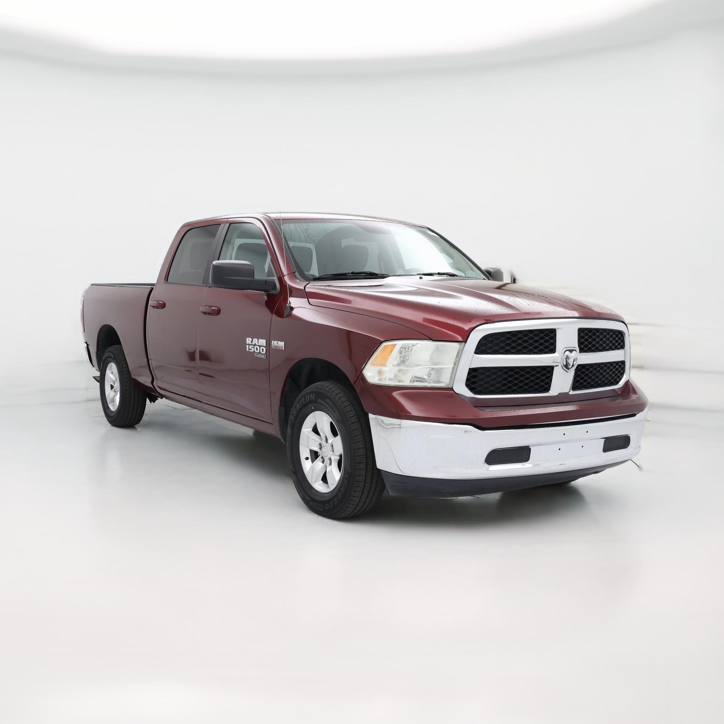 Thumbnail: 2020 RAM 1500 Classic - 1