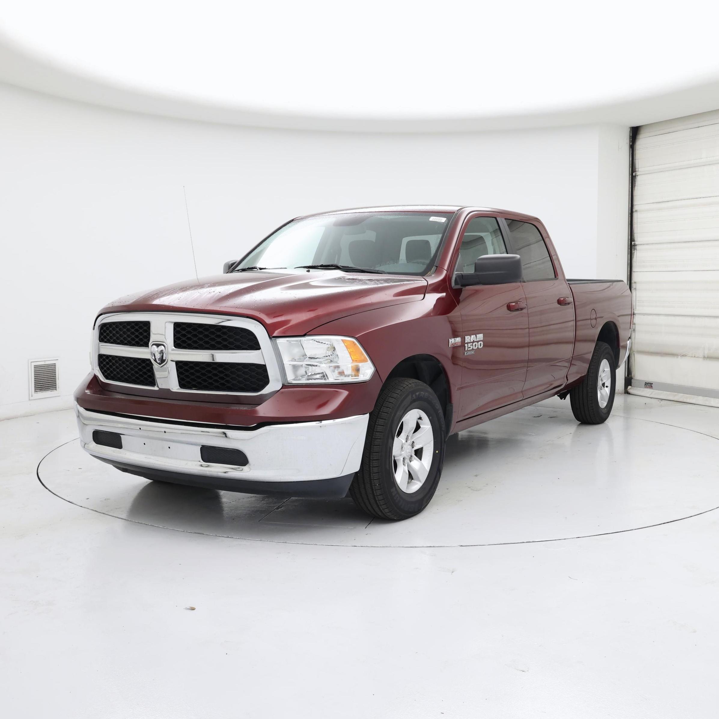 Thumbnail: 2020 RAM 1500 Classic - 4