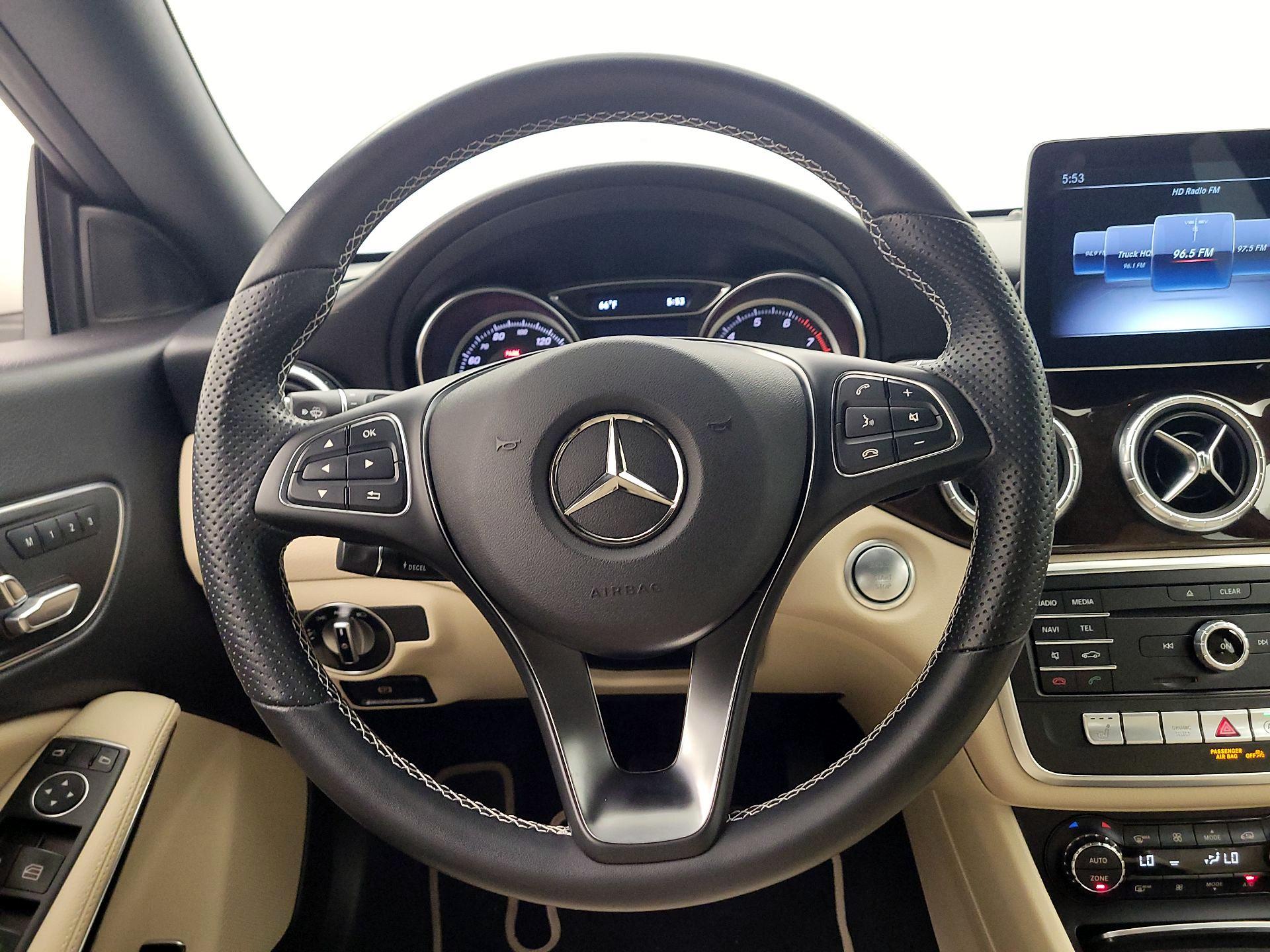 Thumbnail: 2019 Mercedes-Benz CLA - 10